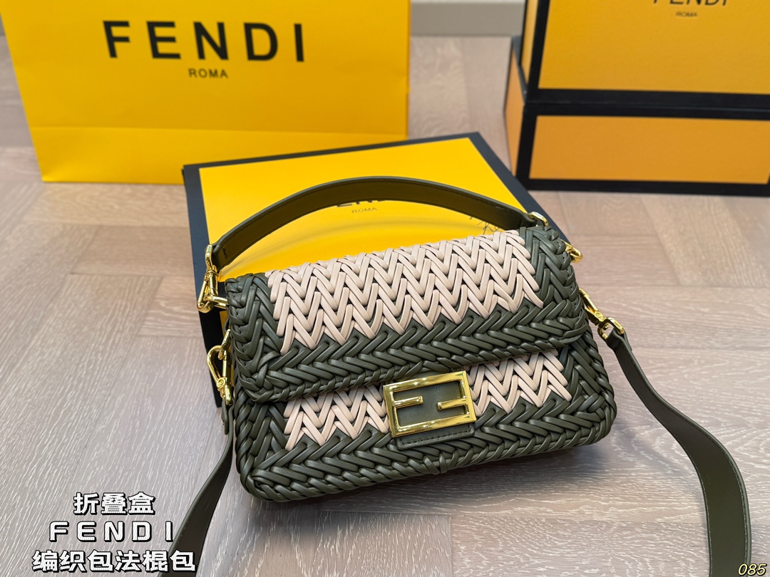 Fen new arrival Baguette bag size: 26 * 15 cm