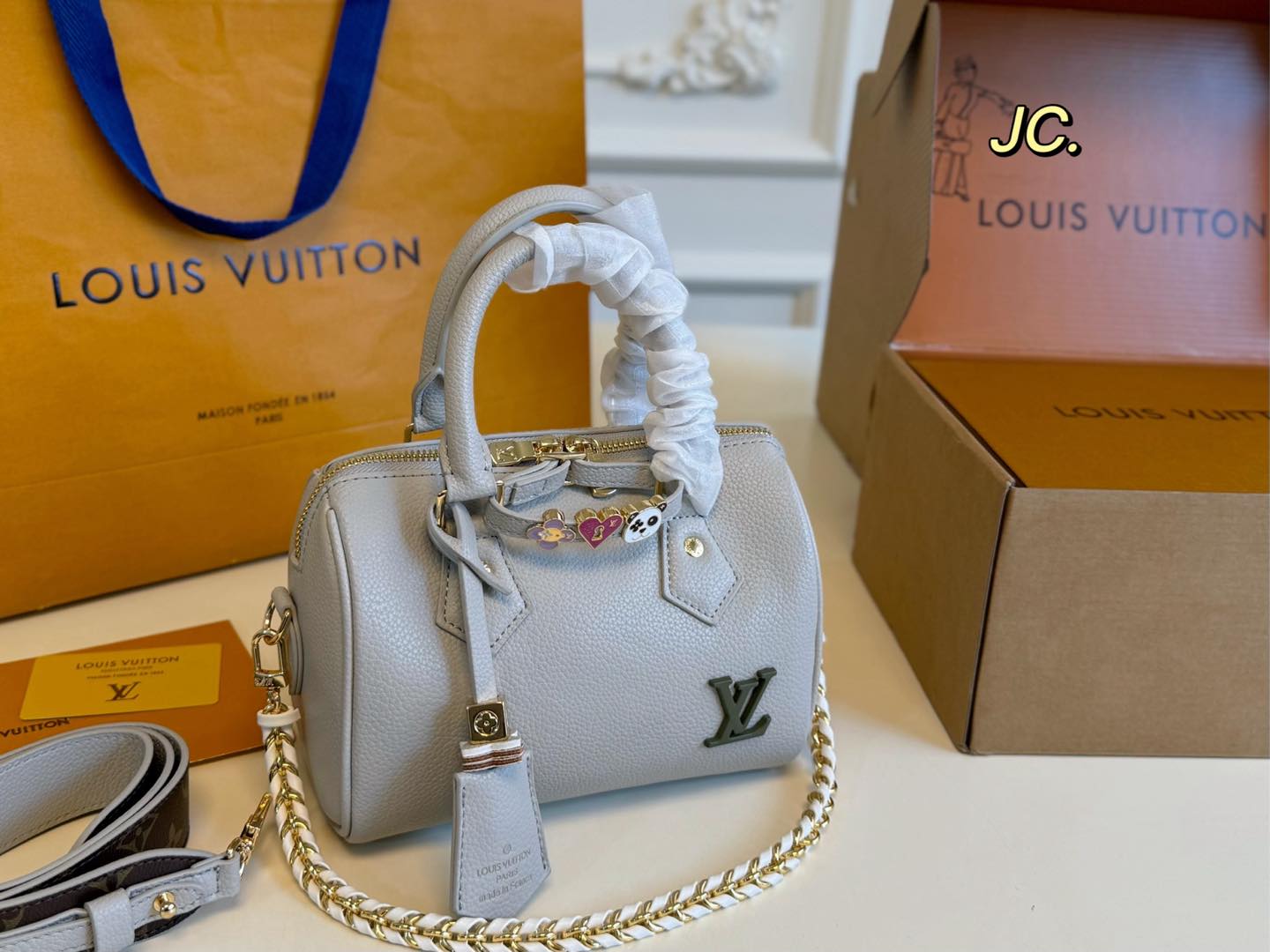 Louis new arrival speedy bag size: 20*15 cm