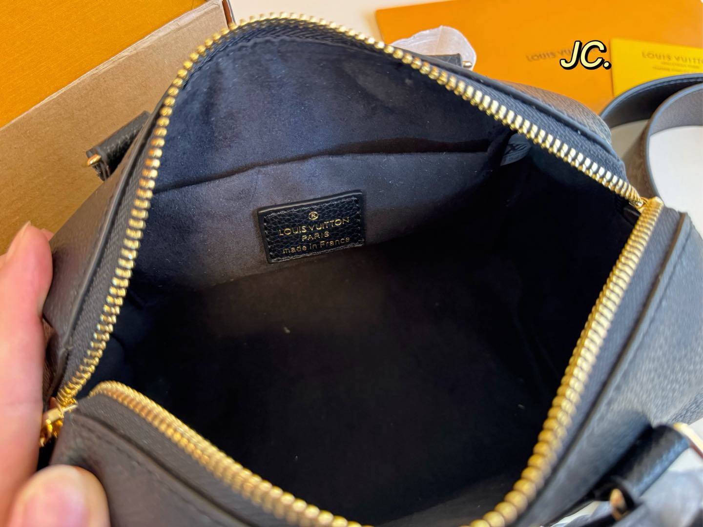 Louis new arrival speedy bag size: 20*15 cm