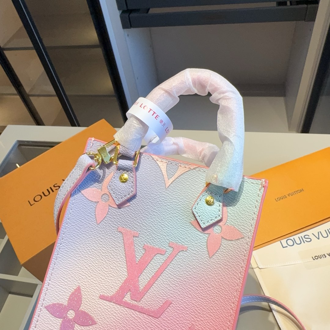 louis new arrival pink mini tote bag size: 14*17*5 cm