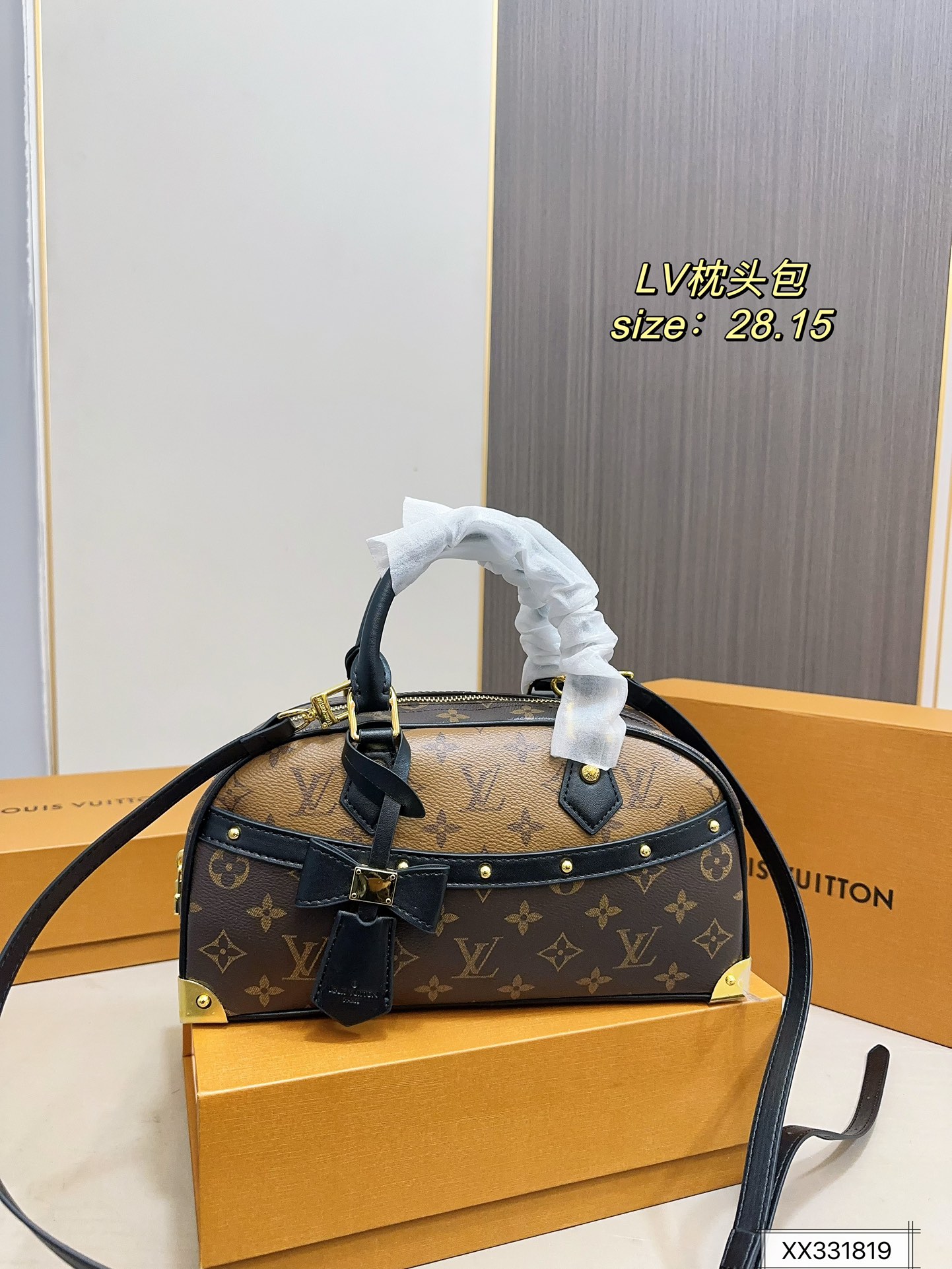 Louis new arrival bag size；28*15 cm