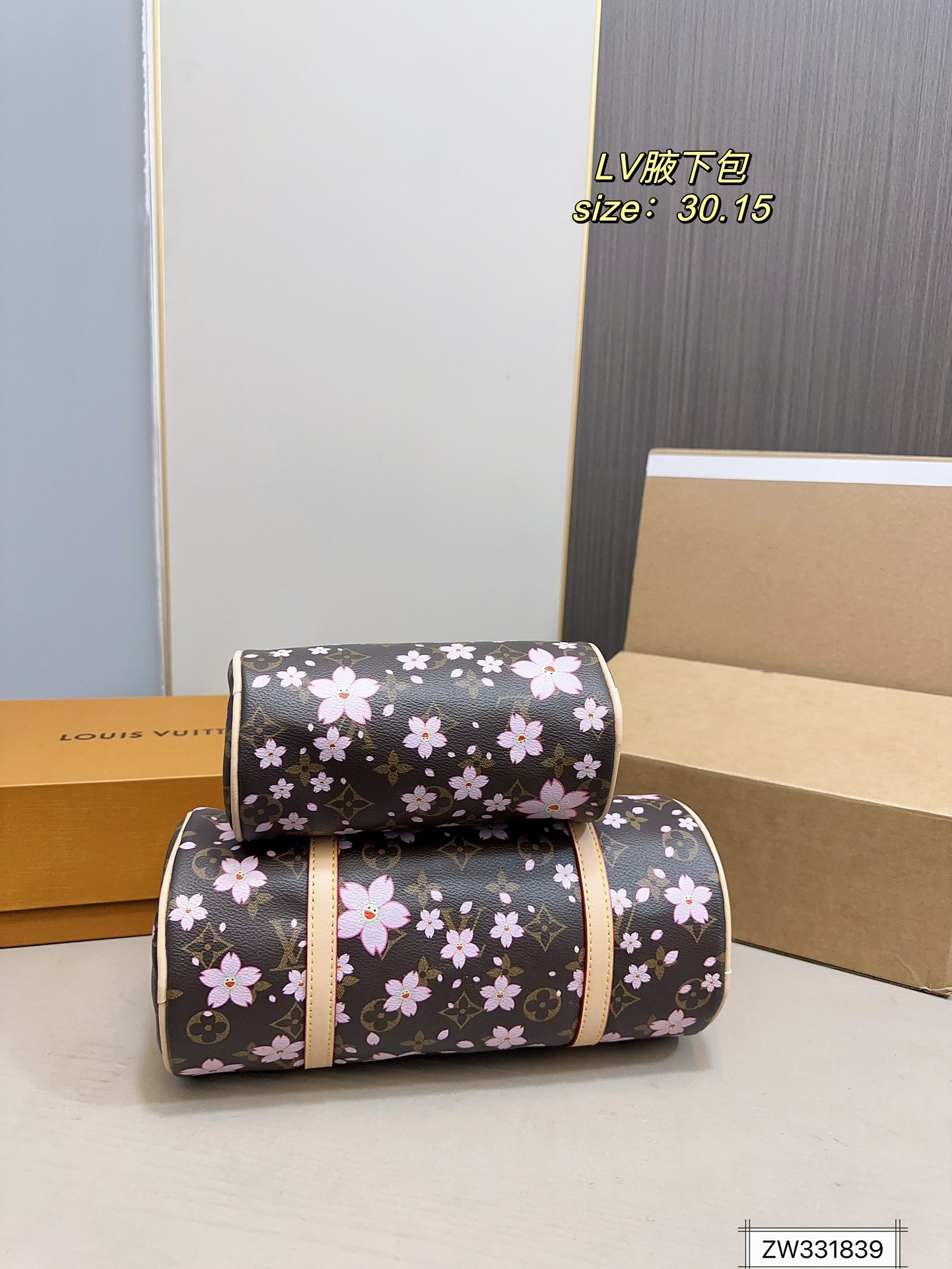 Louis new arrival hobo bag size:30 * 15 cm