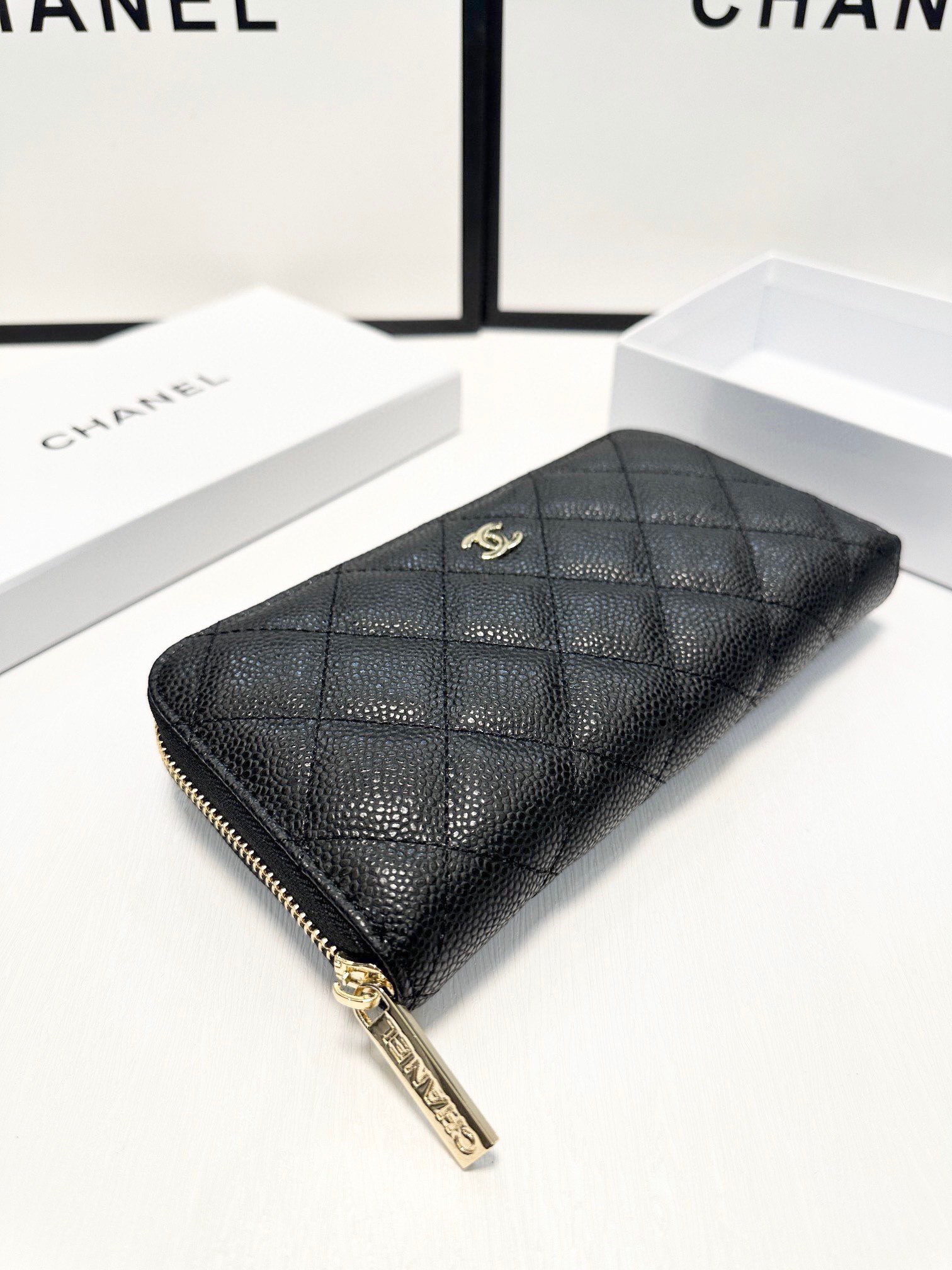 cc new arrival caviar wallet size: 19*10 cm