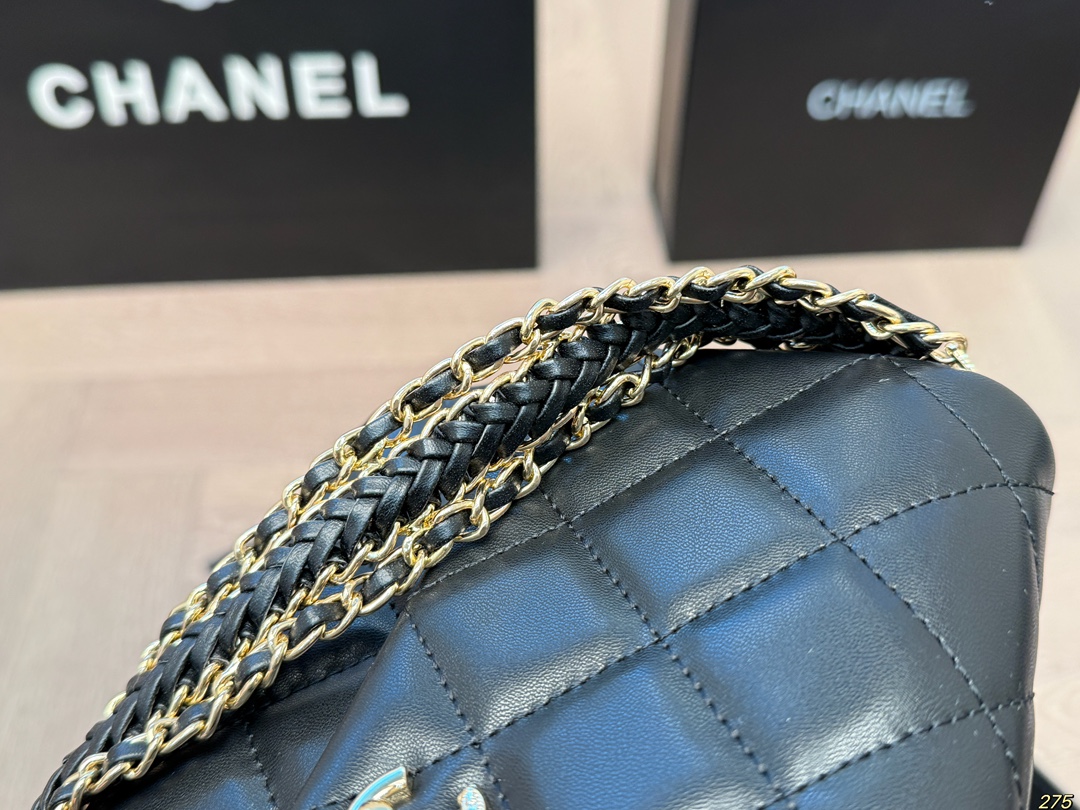 Cc 2025 new arrival chain bag size:22 * 15 cm