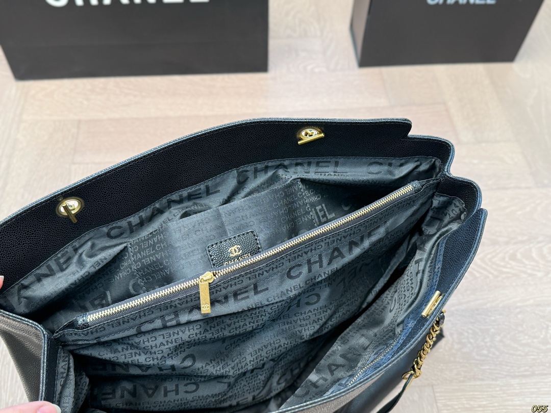 Cc new arrival vintage tote bag size: 41*30 cm