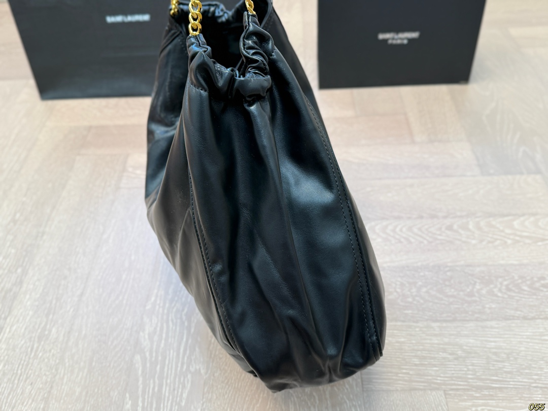 Y new arrival tote bag size: 43 * 30 cm