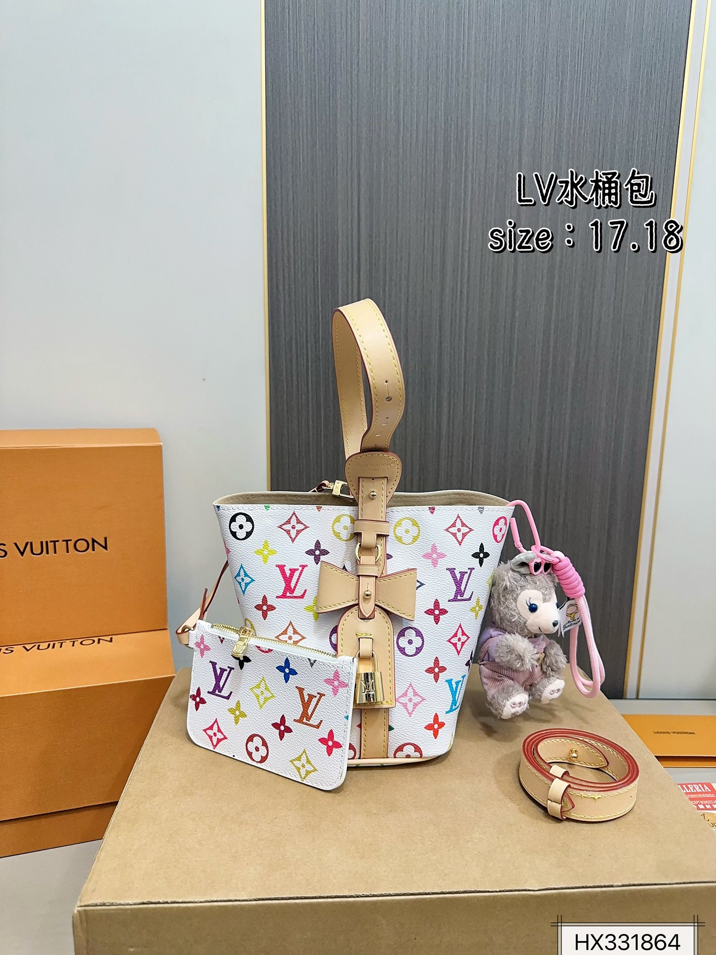 Louis new arrival all in bb bag size: 17*18 cm