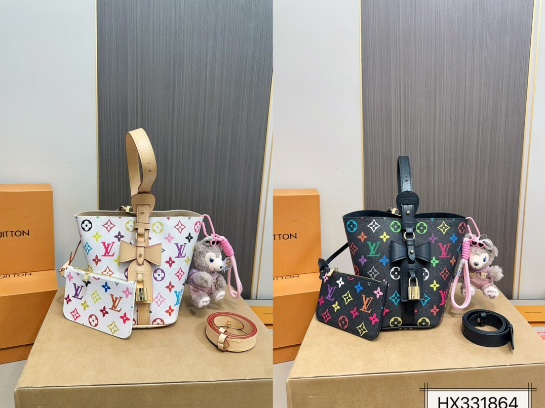 Louis new arrival all in bb bag size: 17*18 cm