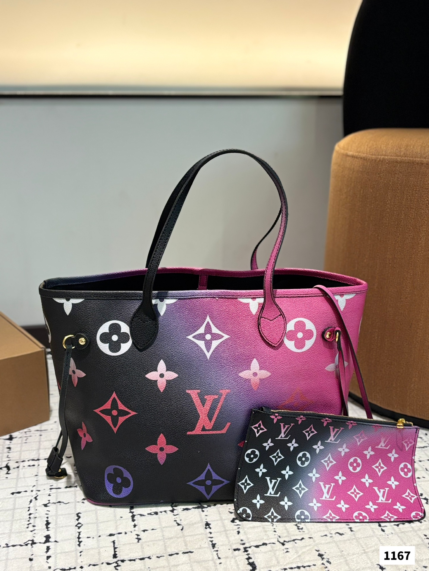 Louis new arrival neverfull tote bag size:33 * 29 cm