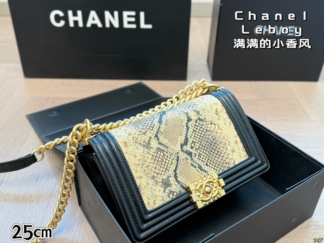 Cc new arrival chain leboy bag size: 25*14 cm