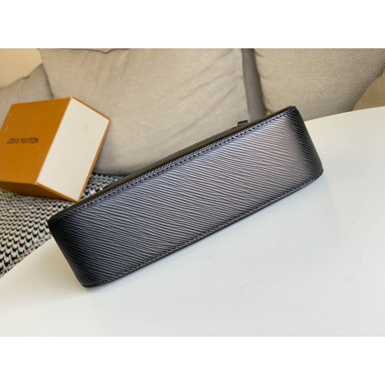 L-bag Size: 25 x 15 x 8 cm