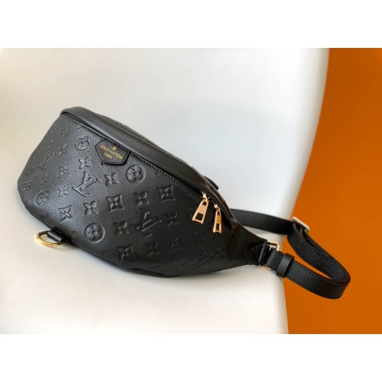 Model: M44836 belt bag M44812 Size: 37*14*20cm