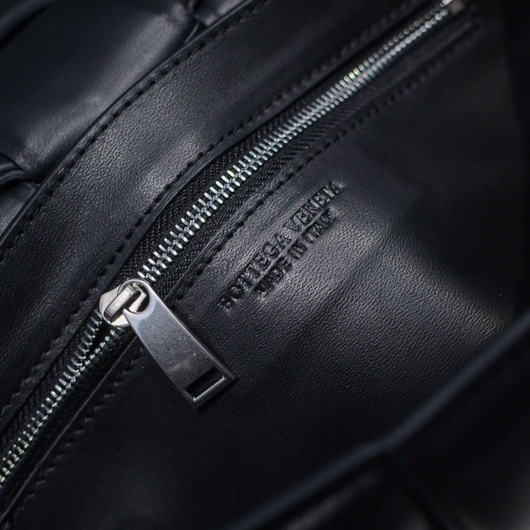 BV Chain Cassette Bag