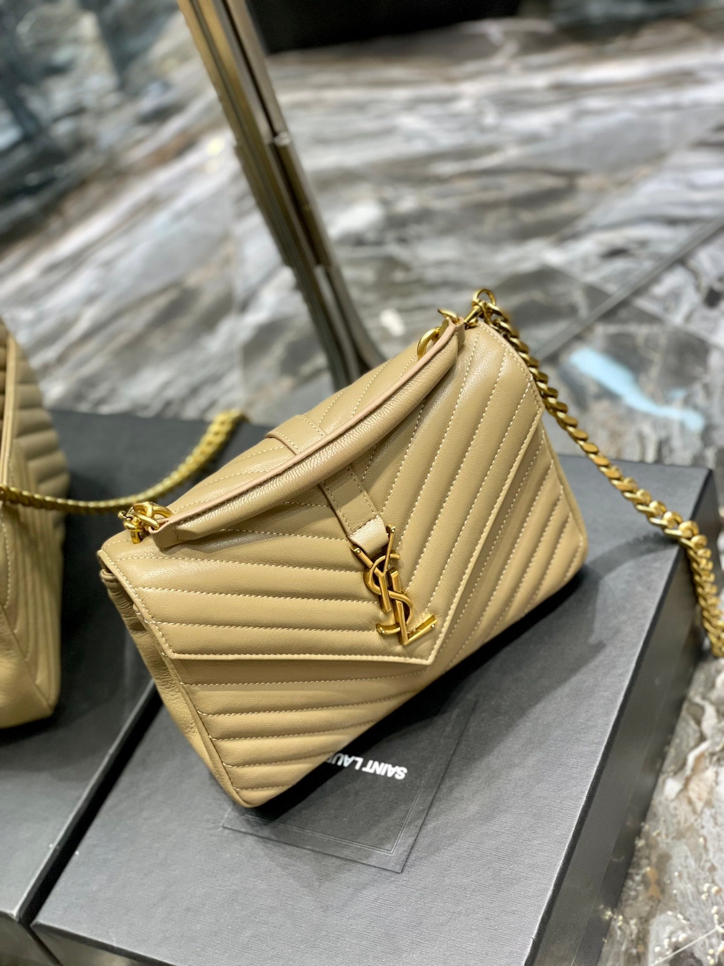 Y College Medium Quilted leather Bag