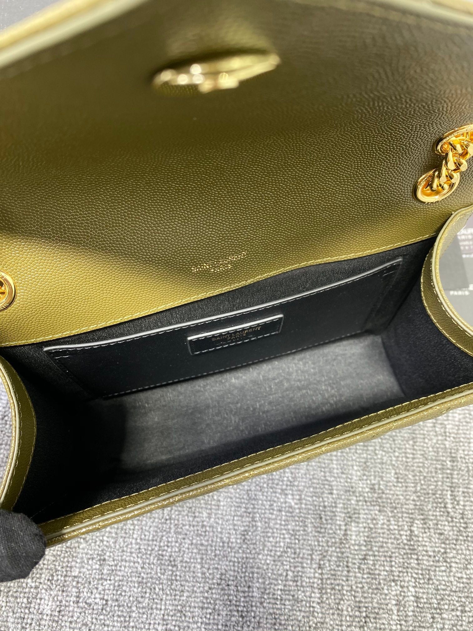 Y  Envelope Medium Bag In Mix Matelasse Grain  De Poudre Embossed Leather