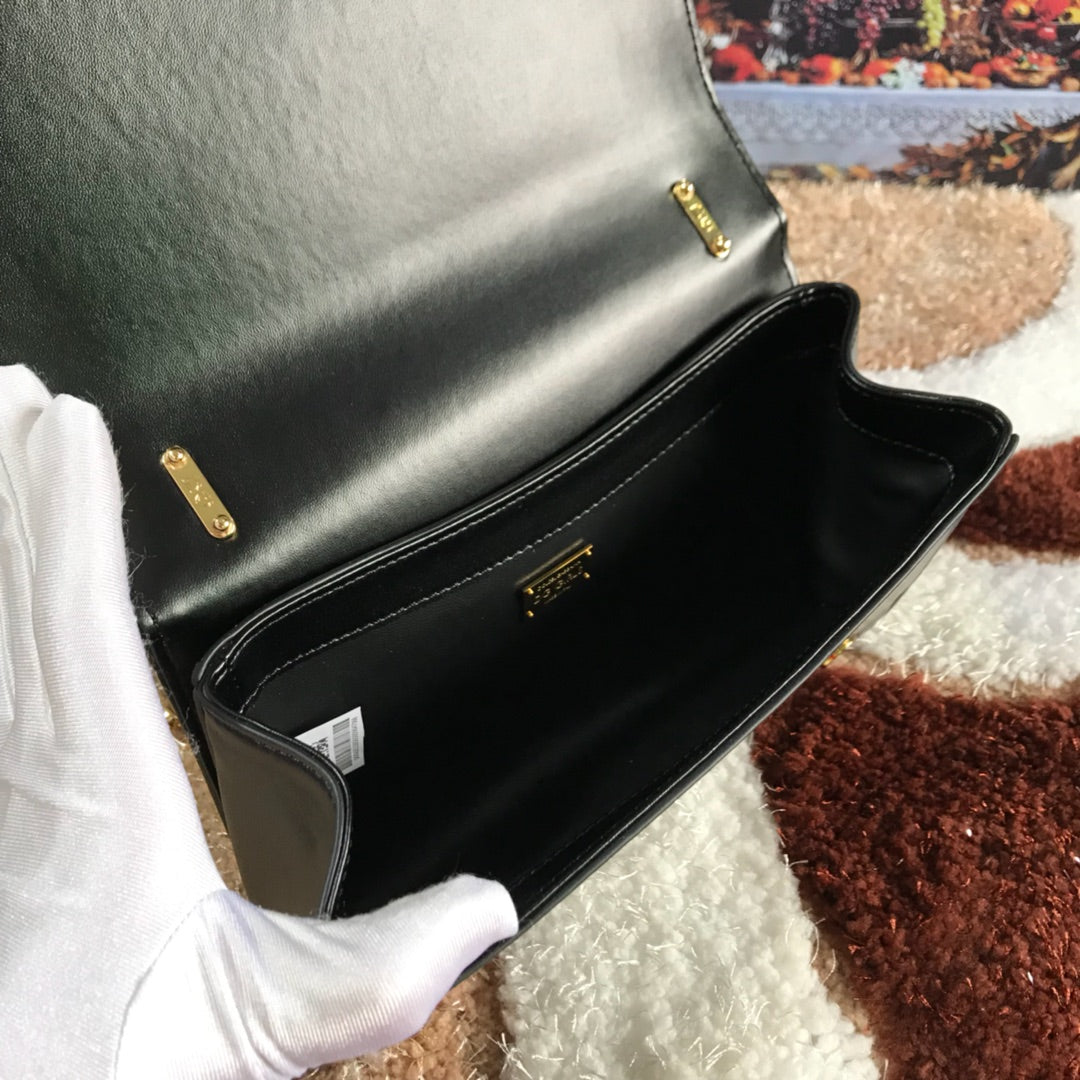 D AND G Girls Phone Bag In Smooth Calfskin