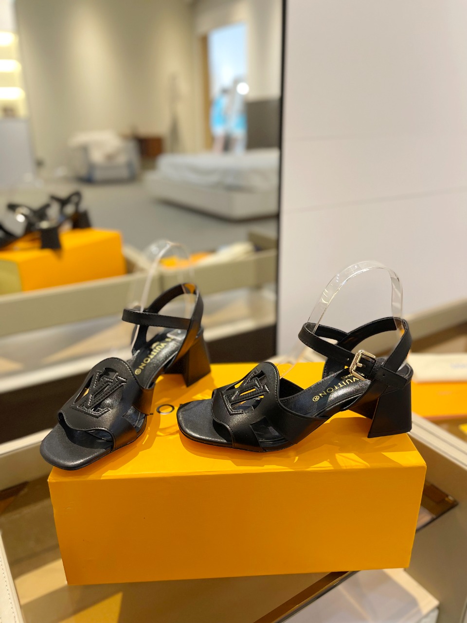 Louis new arrival women summer shoes