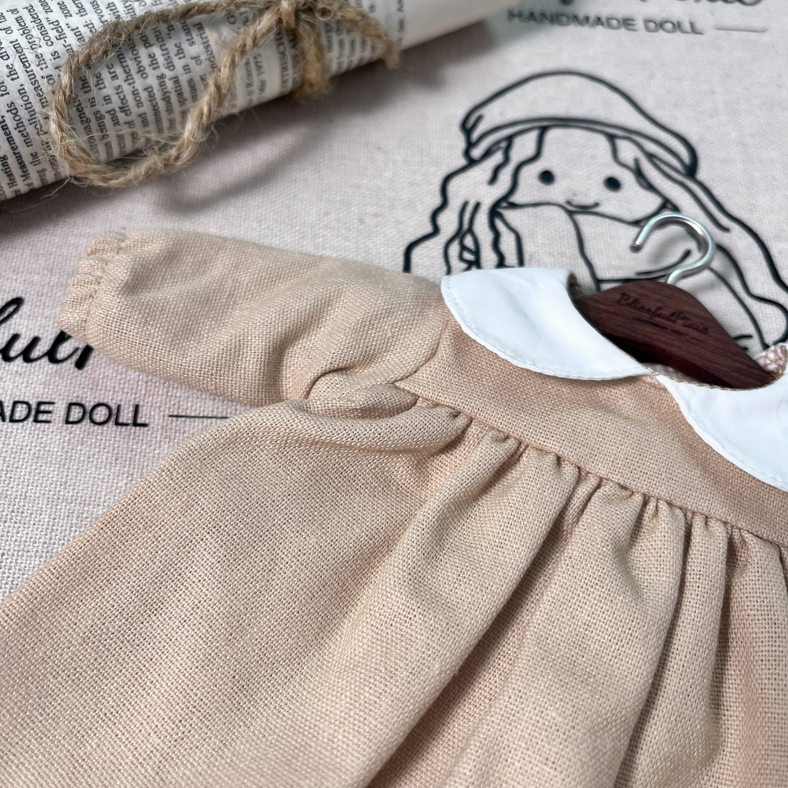 Doll Clothing Set, Includ Printed Dresses, Coats, Shoes, hats And Other Accessories, Handmade Washable Suitable For 12-inch Dolls