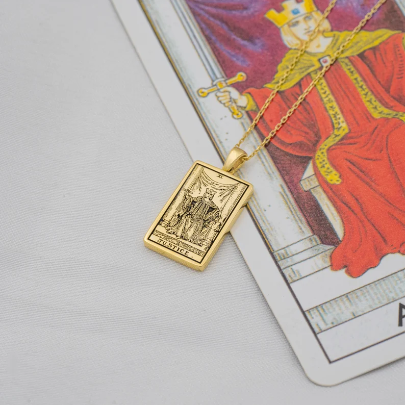 Collana Tarocchi zodiacali Giustizia Bilancia - Ciondolo zodiacale - Gioielli astrologici su due lati - Regalo di compleanno - Regalo squisito (Unisex)