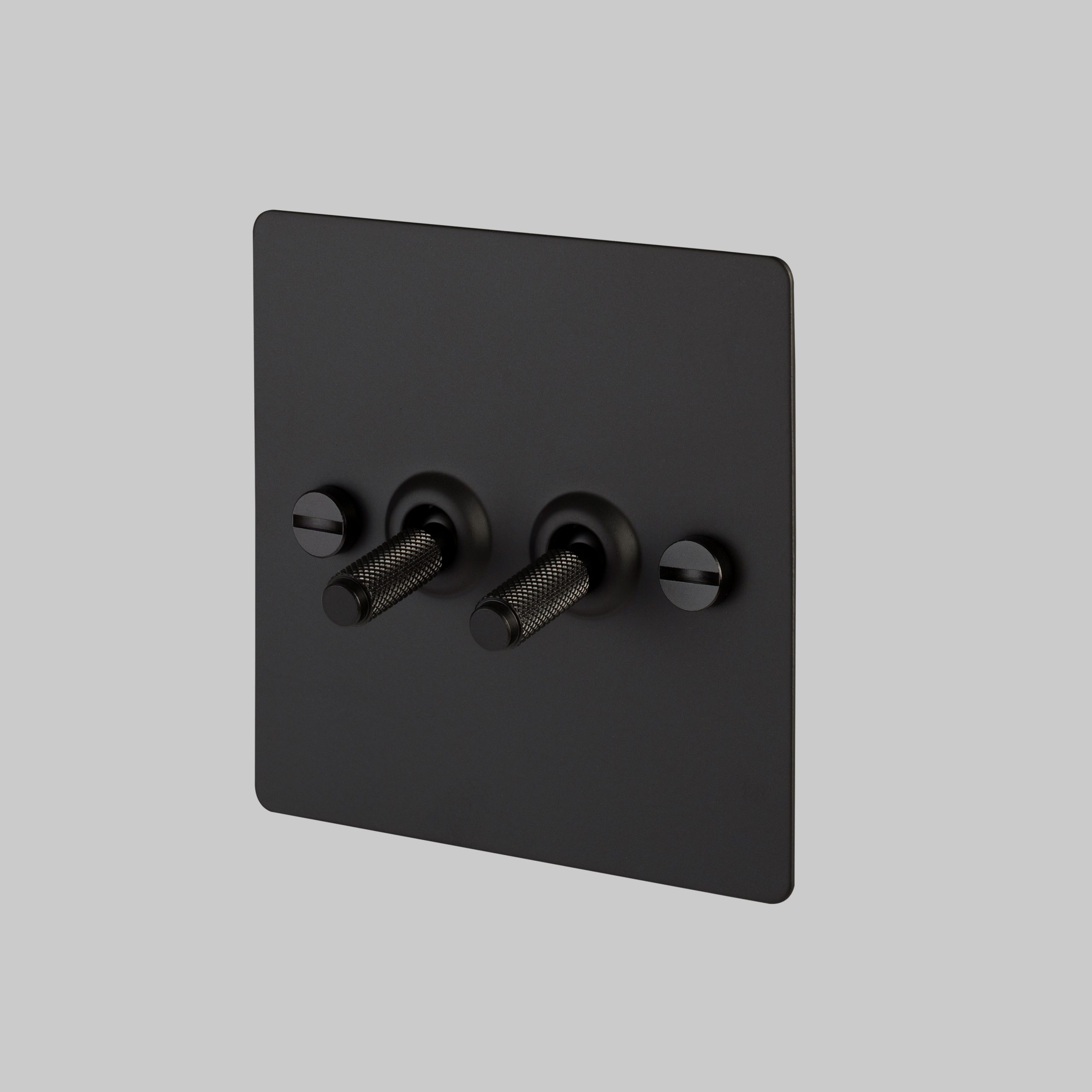 2G TOGGLE SWITCH / BLACK PLATE