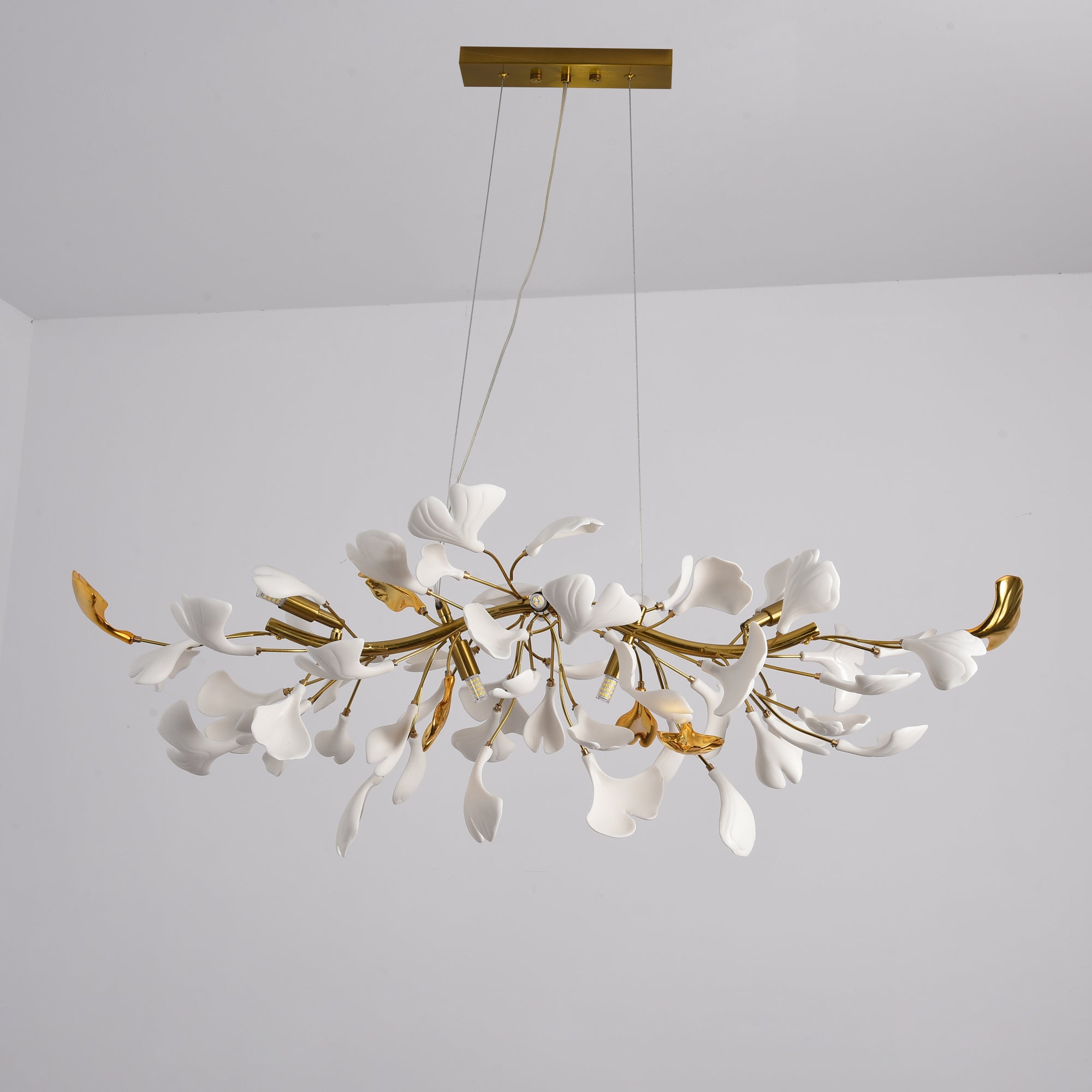 Leafy Chandelier D Style