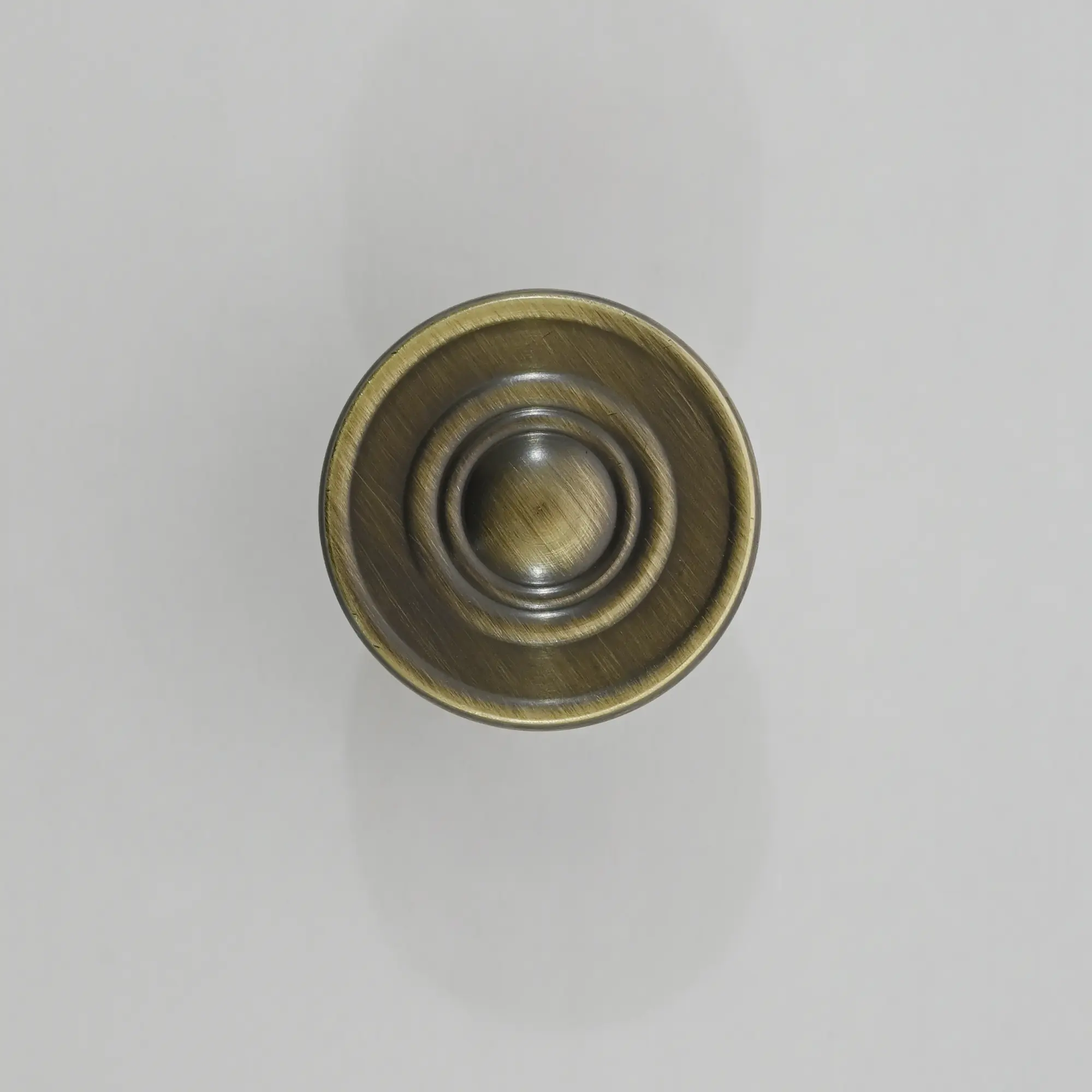 Decorative Antiqued Gold Multi Ring Footed Knob