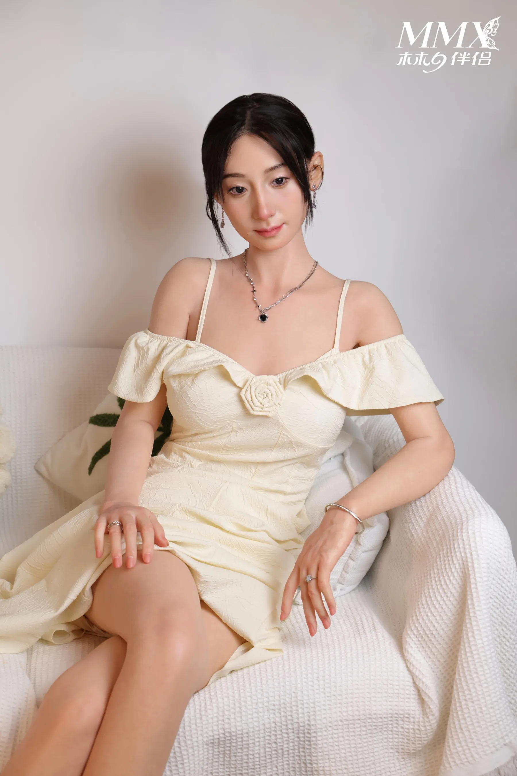 MMX Doll | 172cm/5ft8 Small Breasts Alluring Japanese Innocent Beatuy Realistic Silicone Sex Doll - MengZhu 