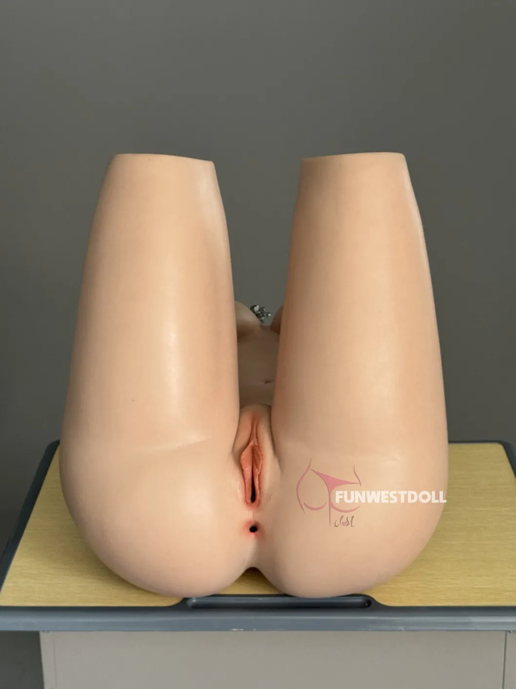 FUNWEST® Lyra 103cm (3ft5) 054S# G Breasts Seductive Mature Beauty Silicone Sex Torso for Men