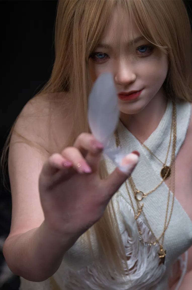 Real Lady丨5Ft 7/170cm Ultra Realistic Silicone Sex Doll S42 - Sylvia-DreamLoveDoll