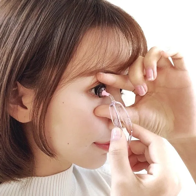 Contact Lens Wearing Tool（Silicone Soft Tweezer Stick Set）