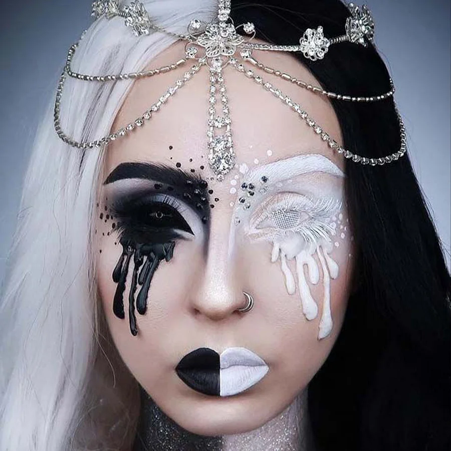 Eyeza Black Sclera 22mm  | 1 Year