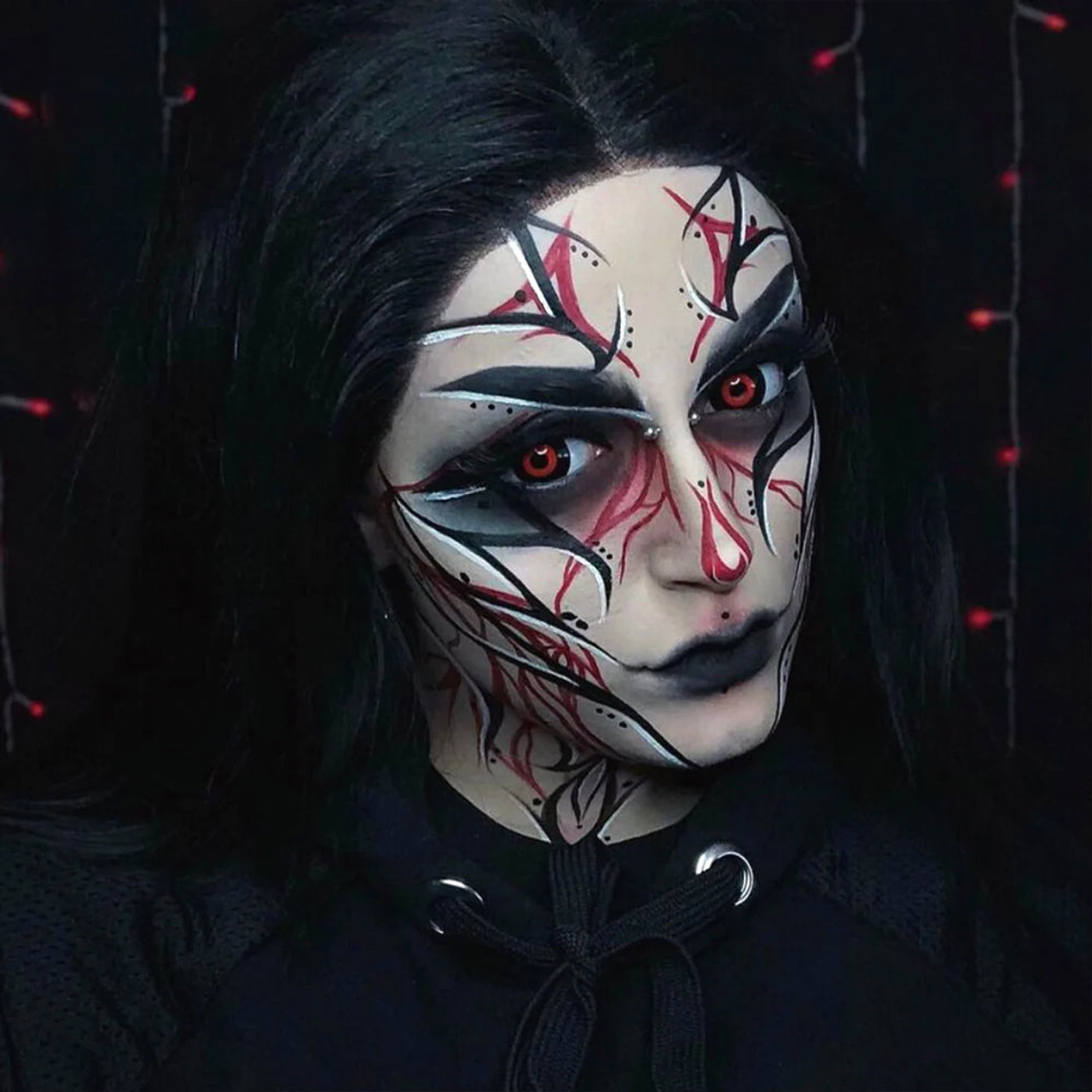 Eyeza Ghoul Red Black Mini Sclera 17mm | 1 Year