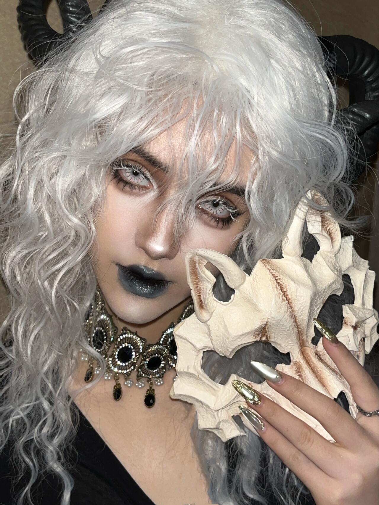 Eyeza Silken White | 1 Day