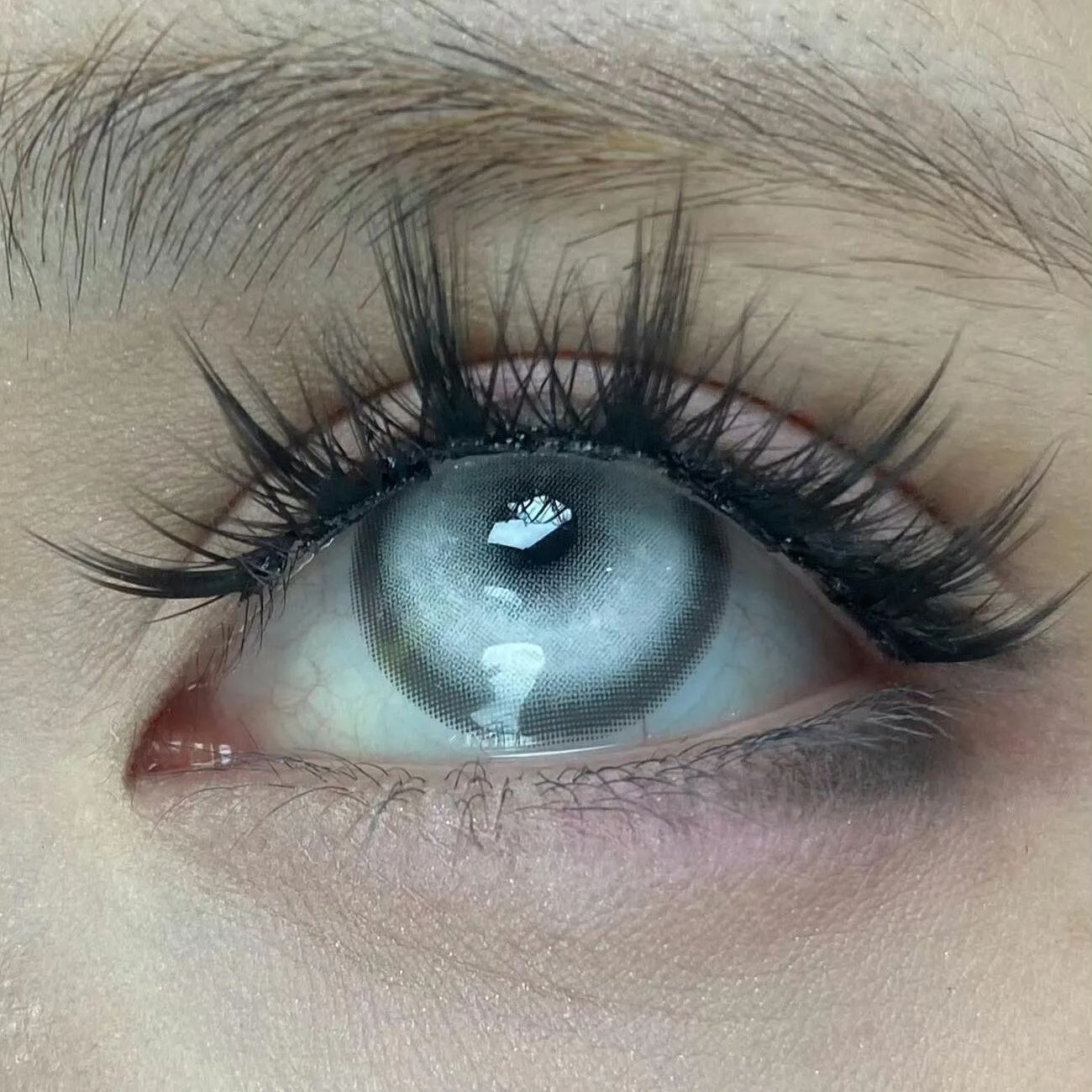 Eyeza Nebula White | 1 Day