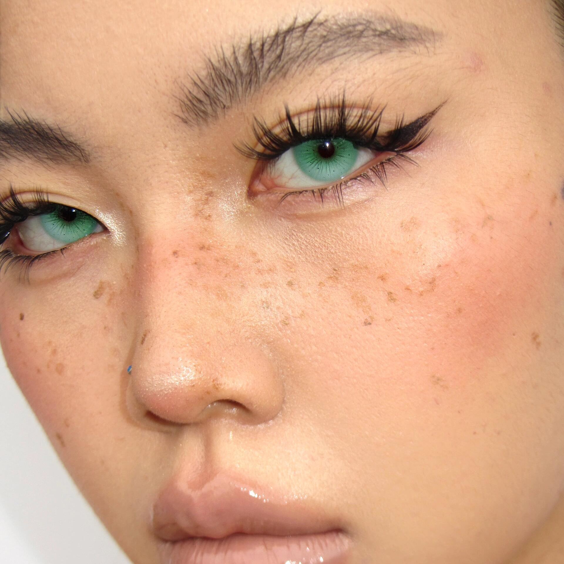 Eyeza Mysteria Green | 6 Months