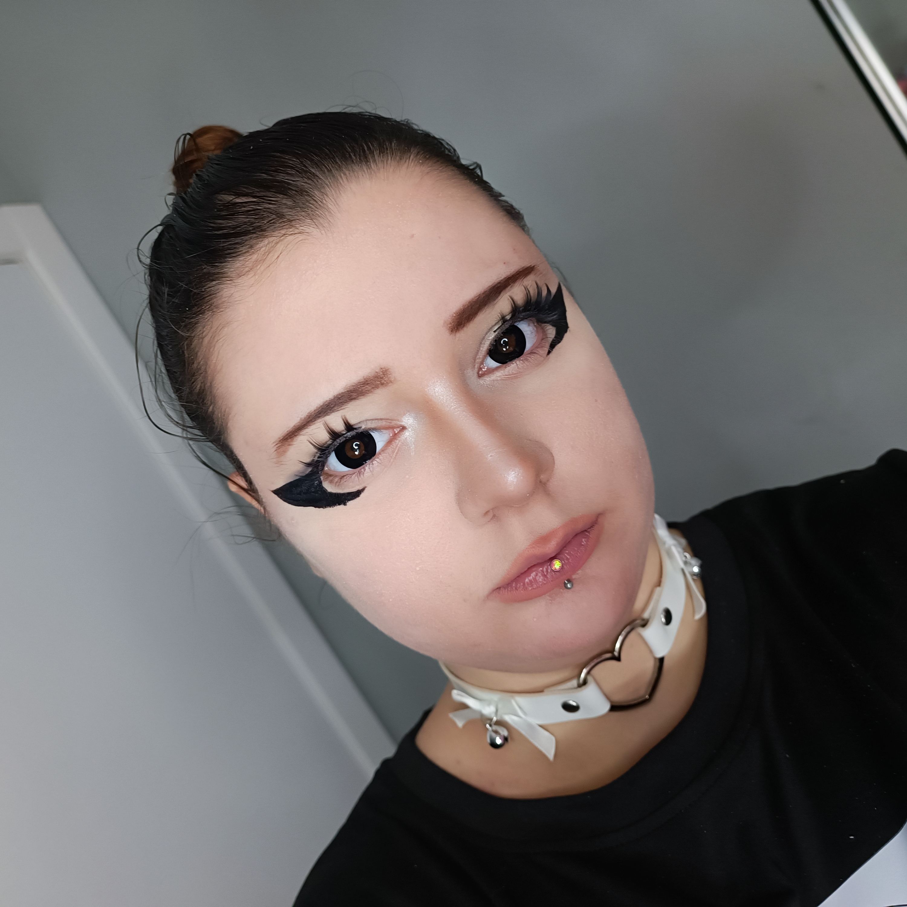 Eyeza Pure Black   | 1 Year