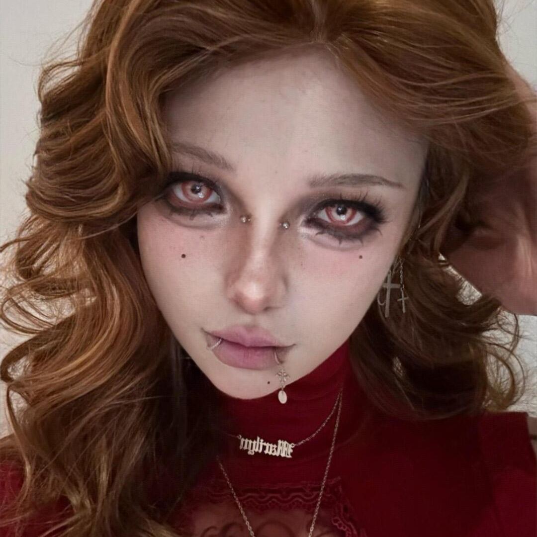 Eyeza Mythos Crimson | 1 Day
