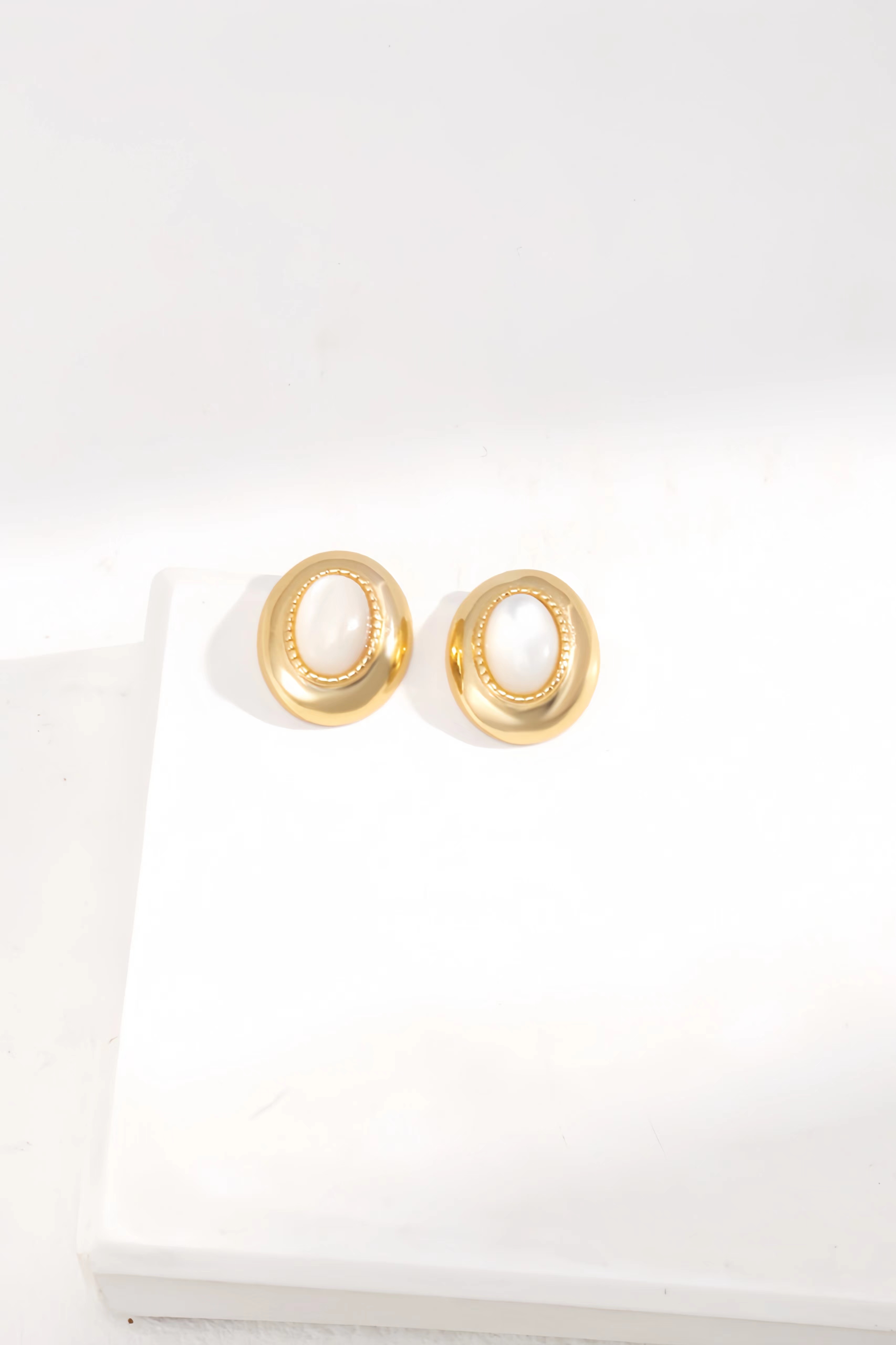 18K S925 Sterling Silver Fashion Elegant Mother of Pearl Jewelry Set