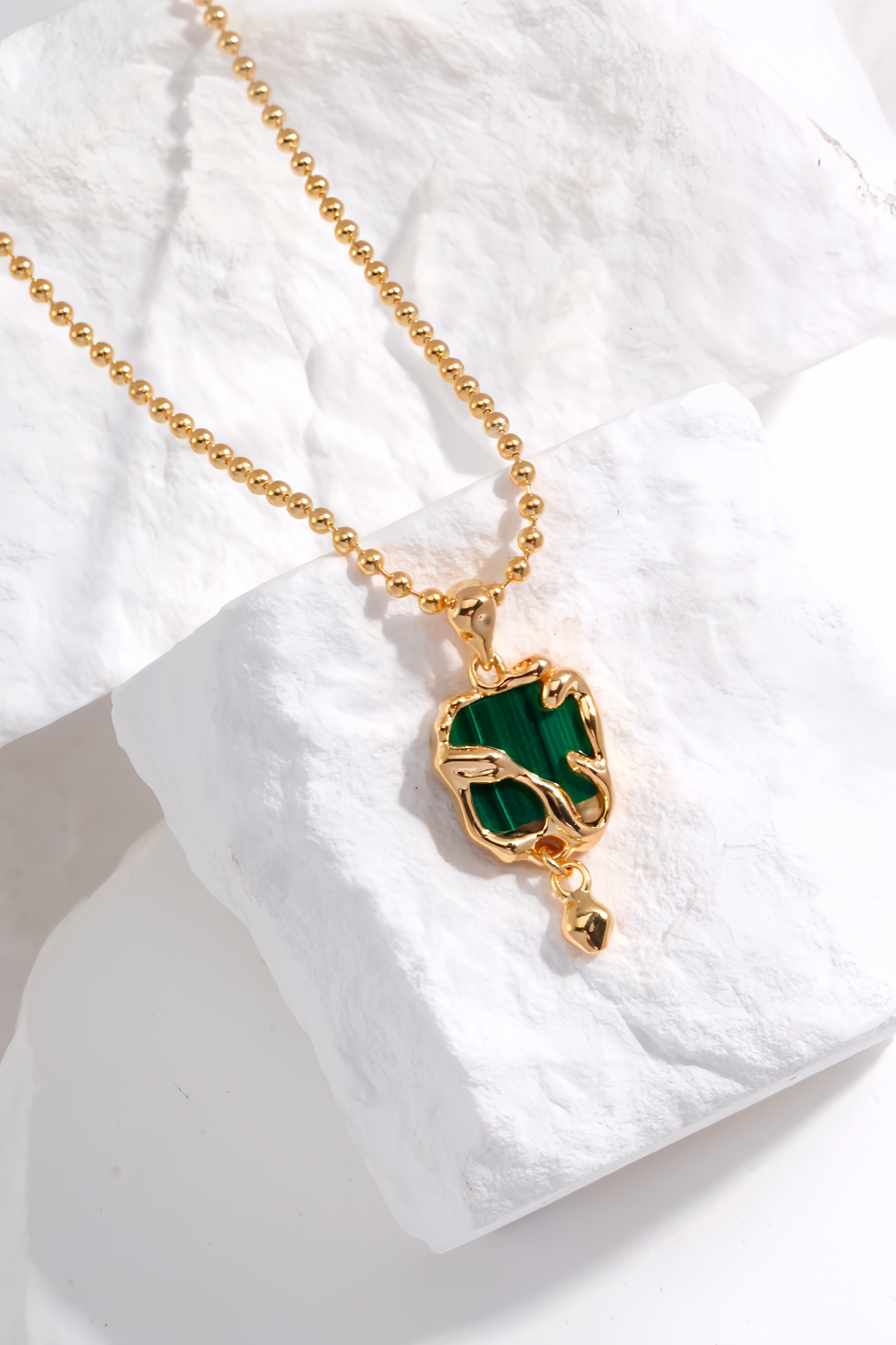 18K S925 Sterling Silver High Fashion Earrings Necklace