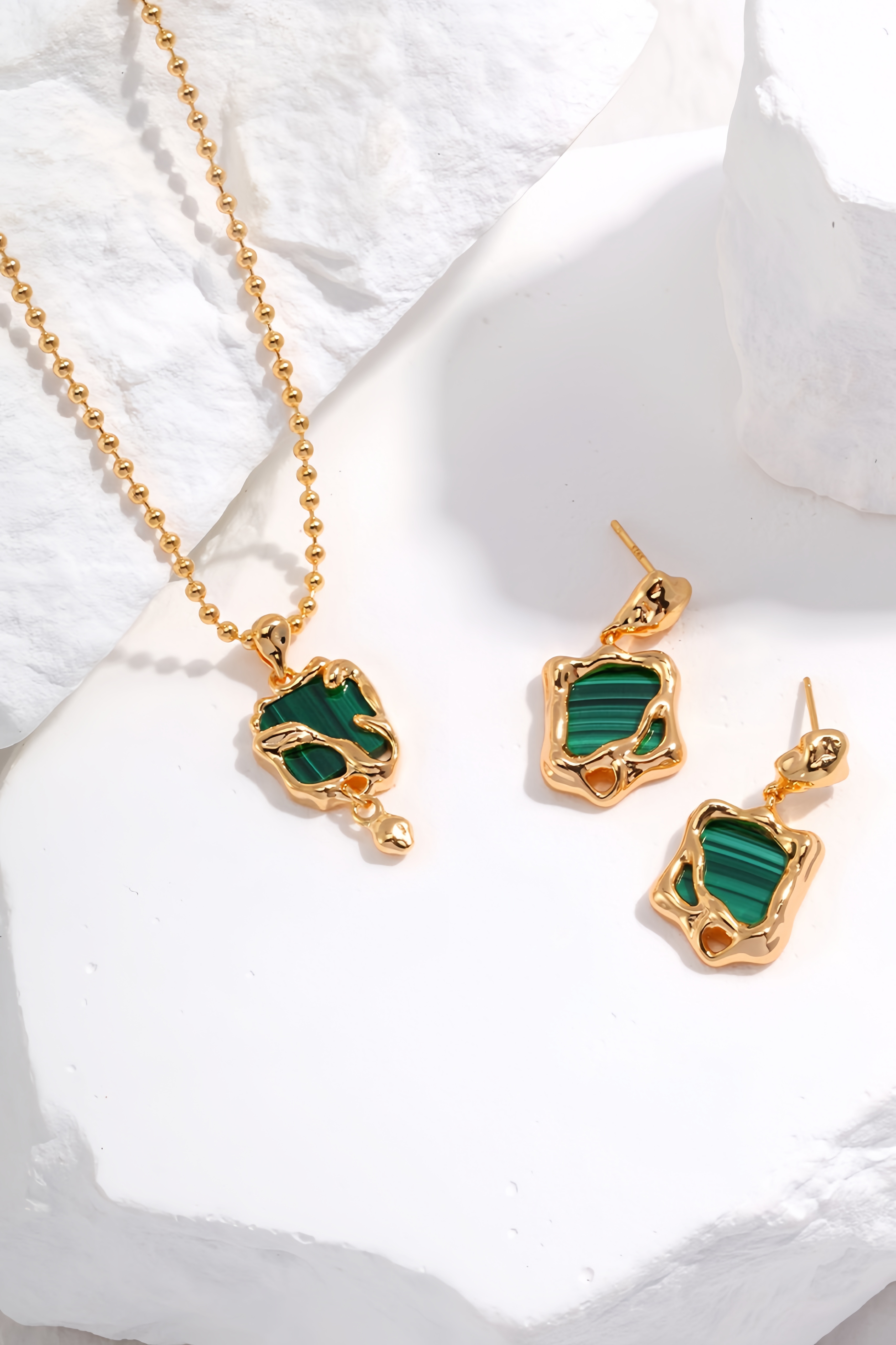 18K S925 Sterling Silver High Fashion Earrings Necklace