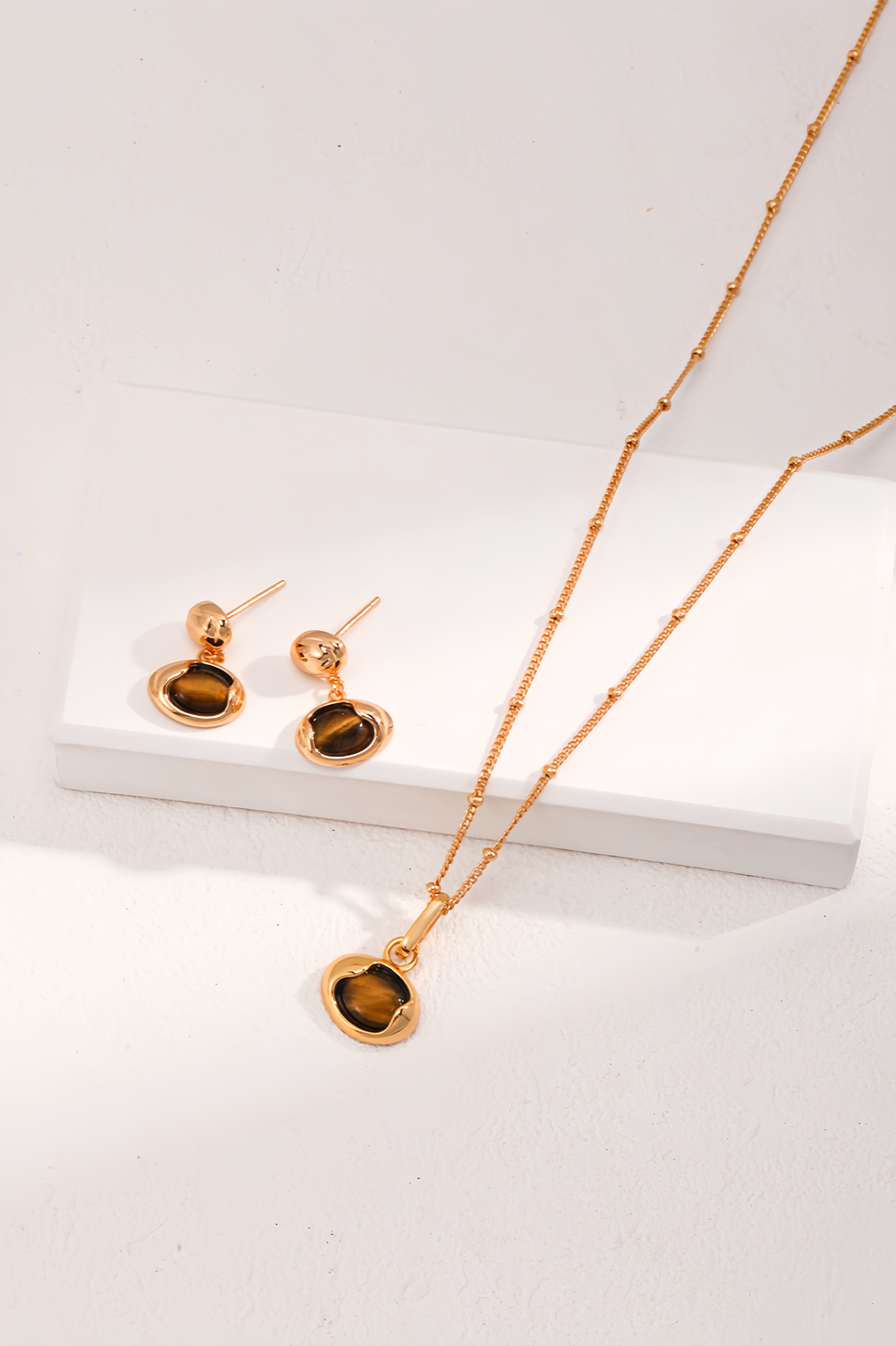 18K S925 sterling silver vintage fashion ins earrings necklace