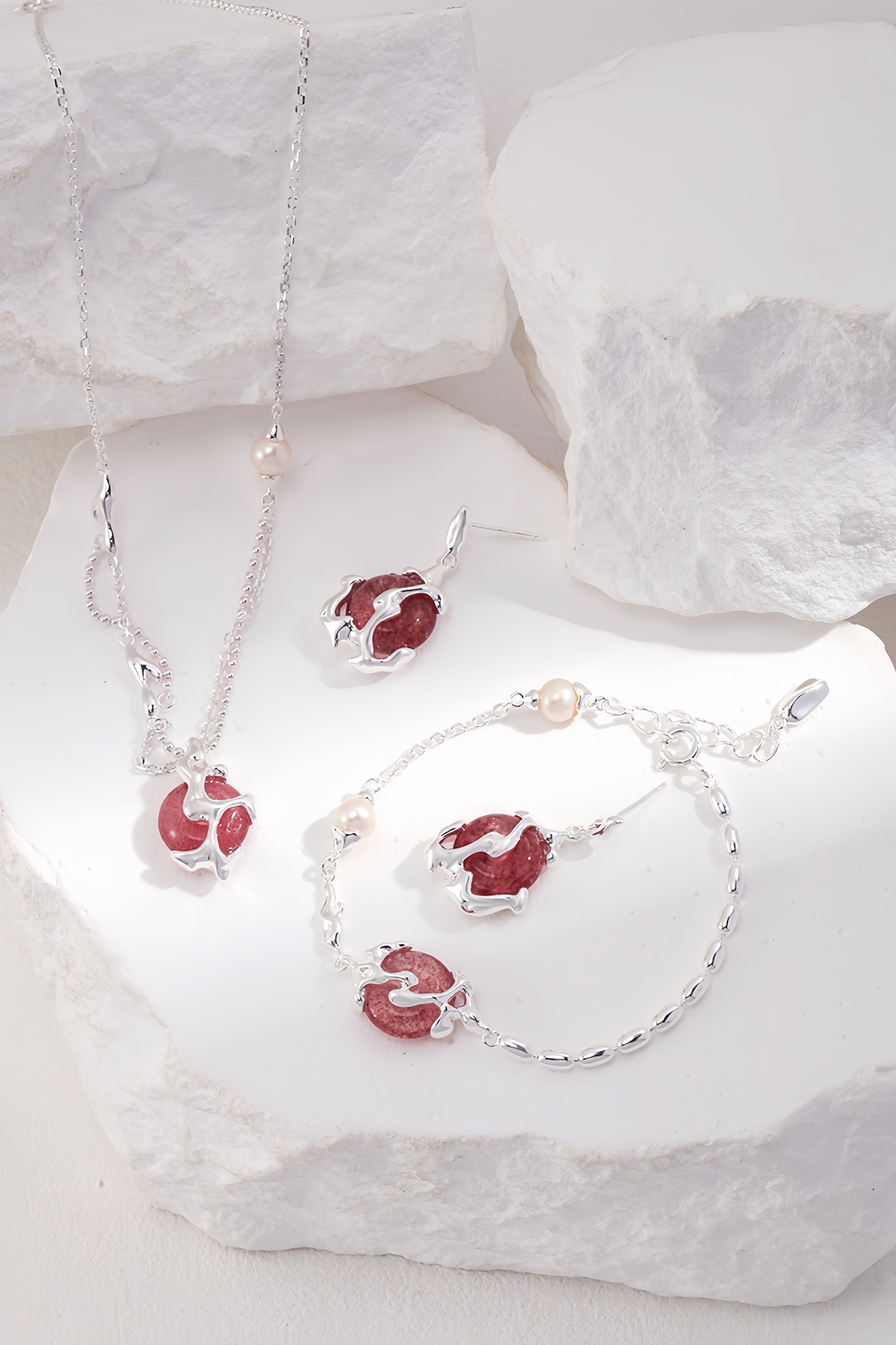  18K S925 sterling silver fashion temperament strawberry crystal series