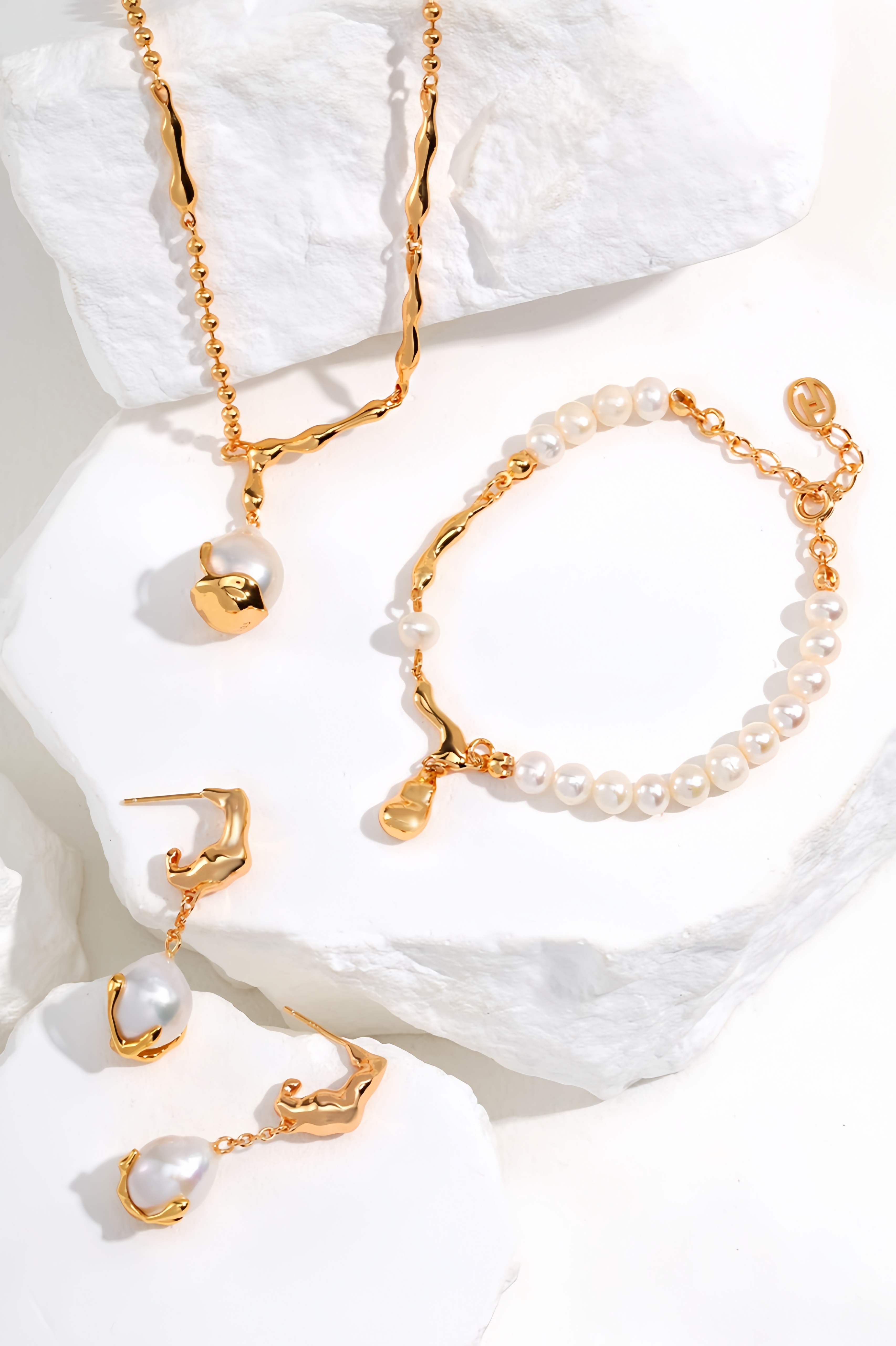 18K S925 Sterling Silver Fashion INS Style Premium Pearl Collection