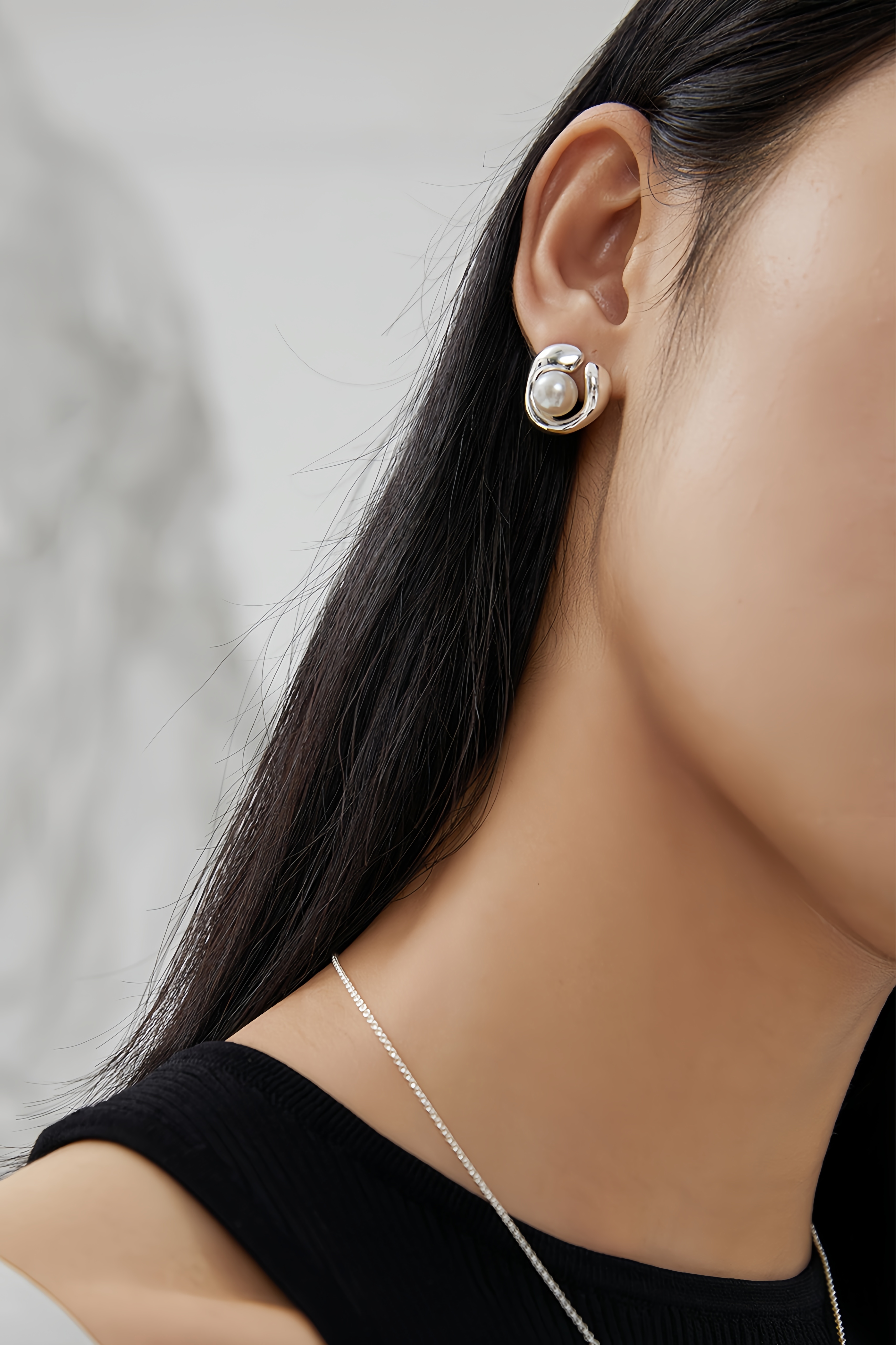 18K S925 Sterling Silver Fashion Cool Style Pearl Reinvention Collection