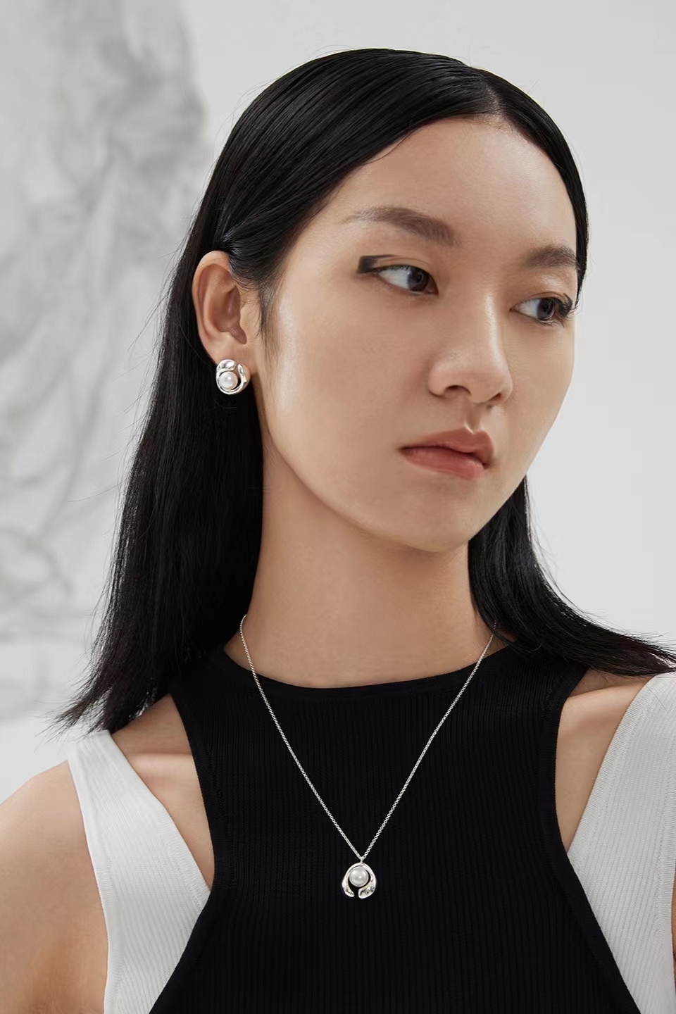 18K S925 Sterling Silver Fashion Cool Style Pearl Reinvention Collection