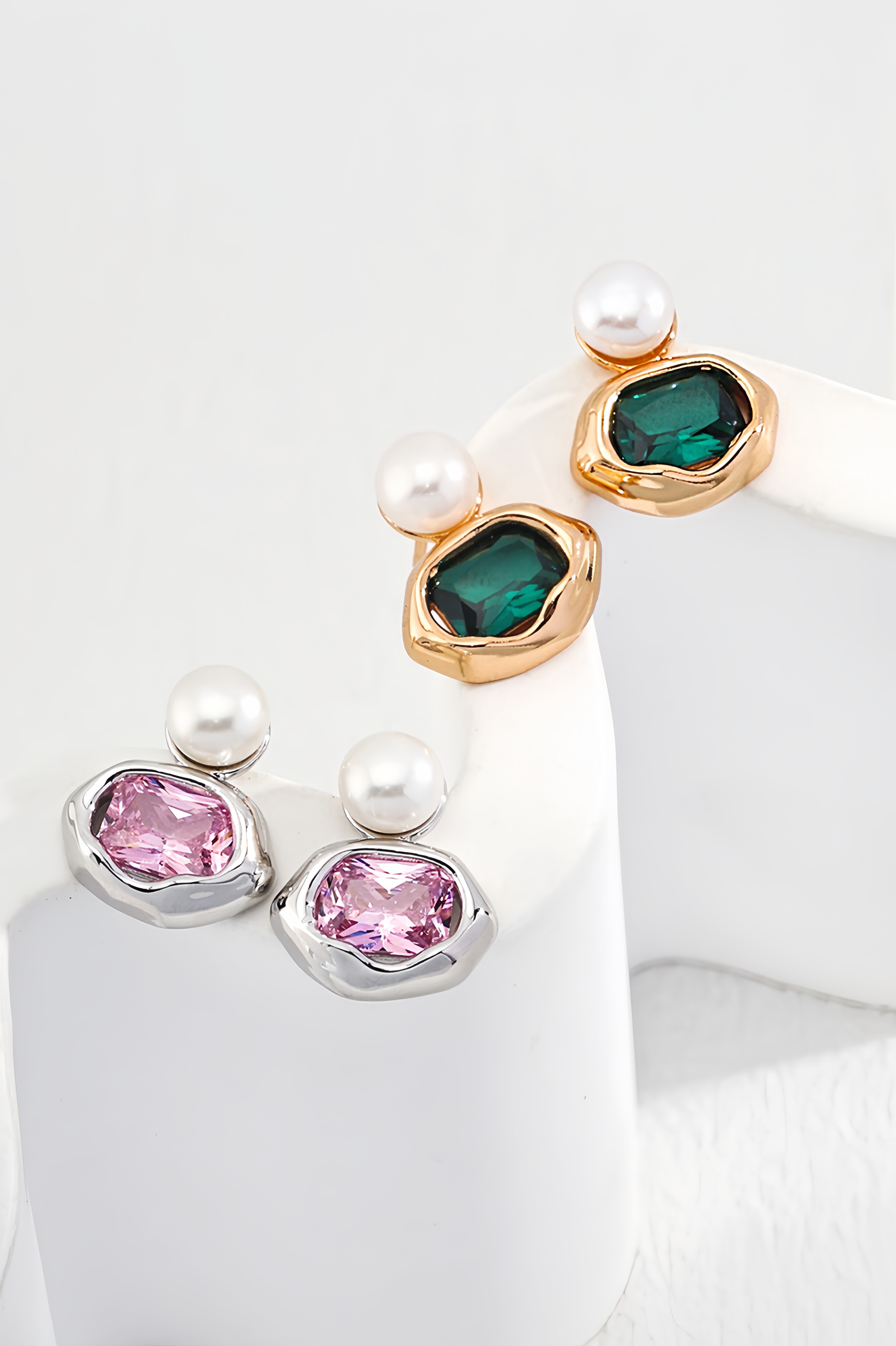 18K S925 sterling silver fashion noble temperament zircon earrings