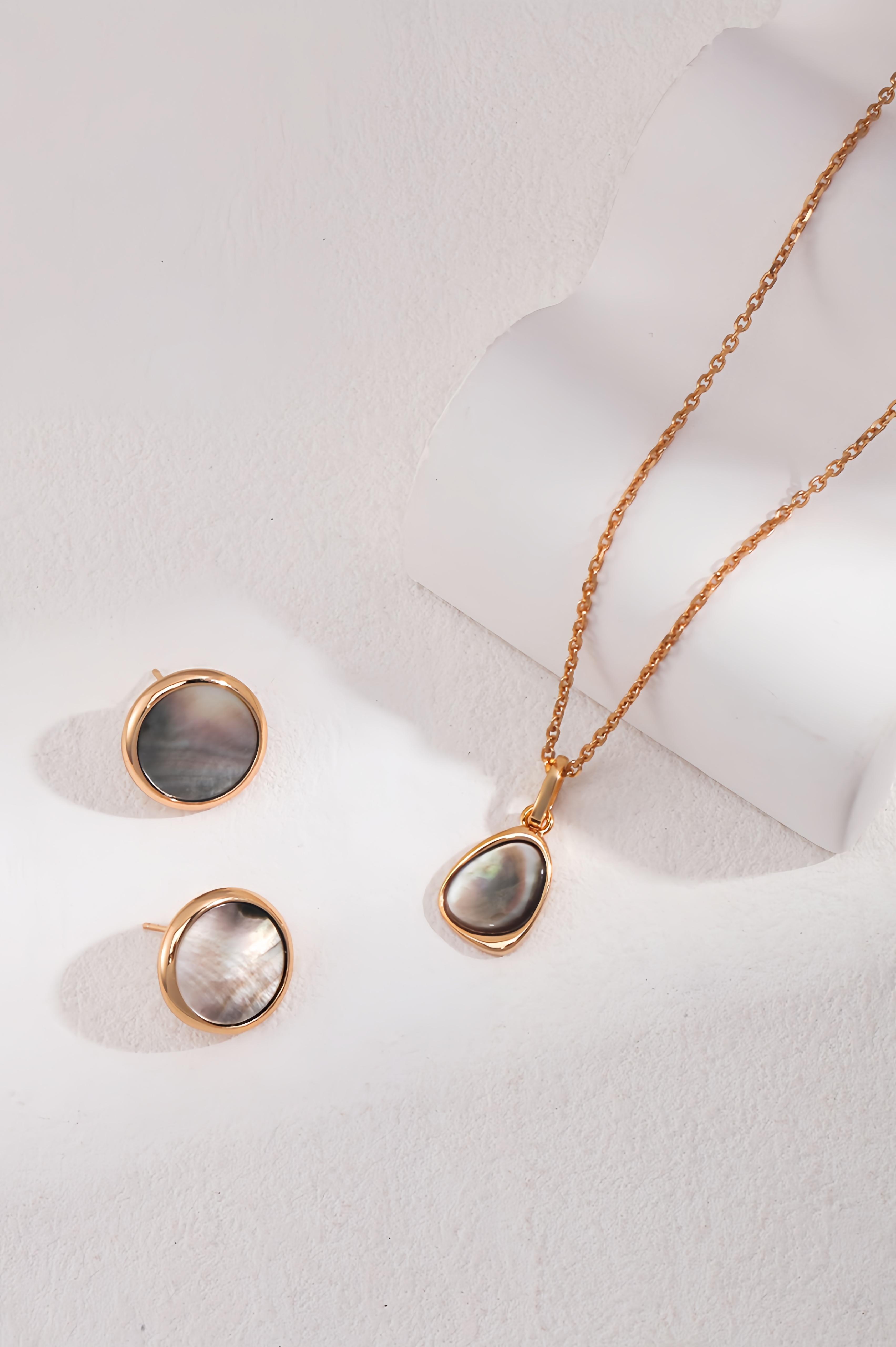 18K S925 Sterling Silver Fashion Exquisite Premium Feeling Necklace Earrings