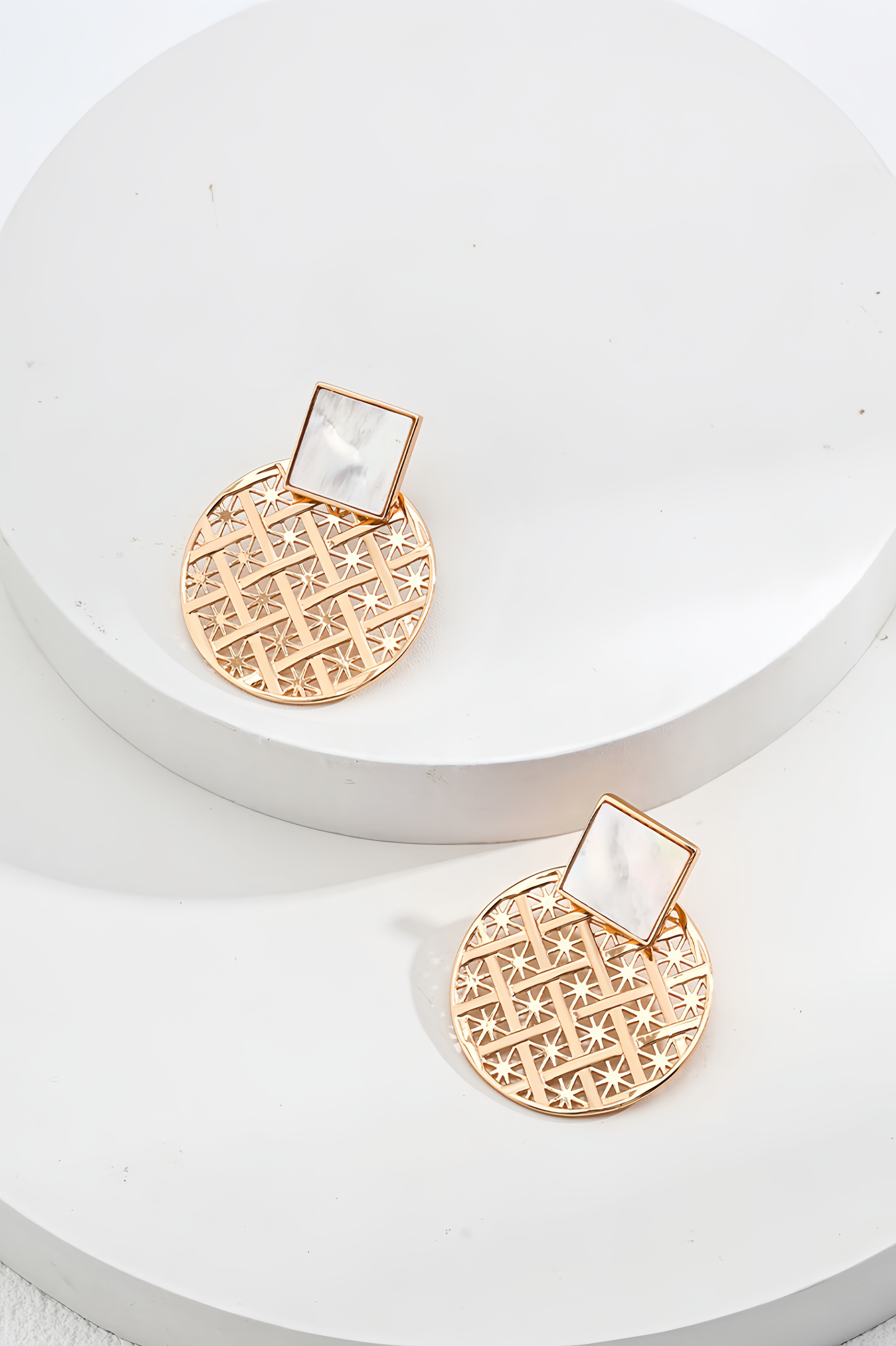 18K S925 Sterling Silver Fashion Simple Peplum Earrings