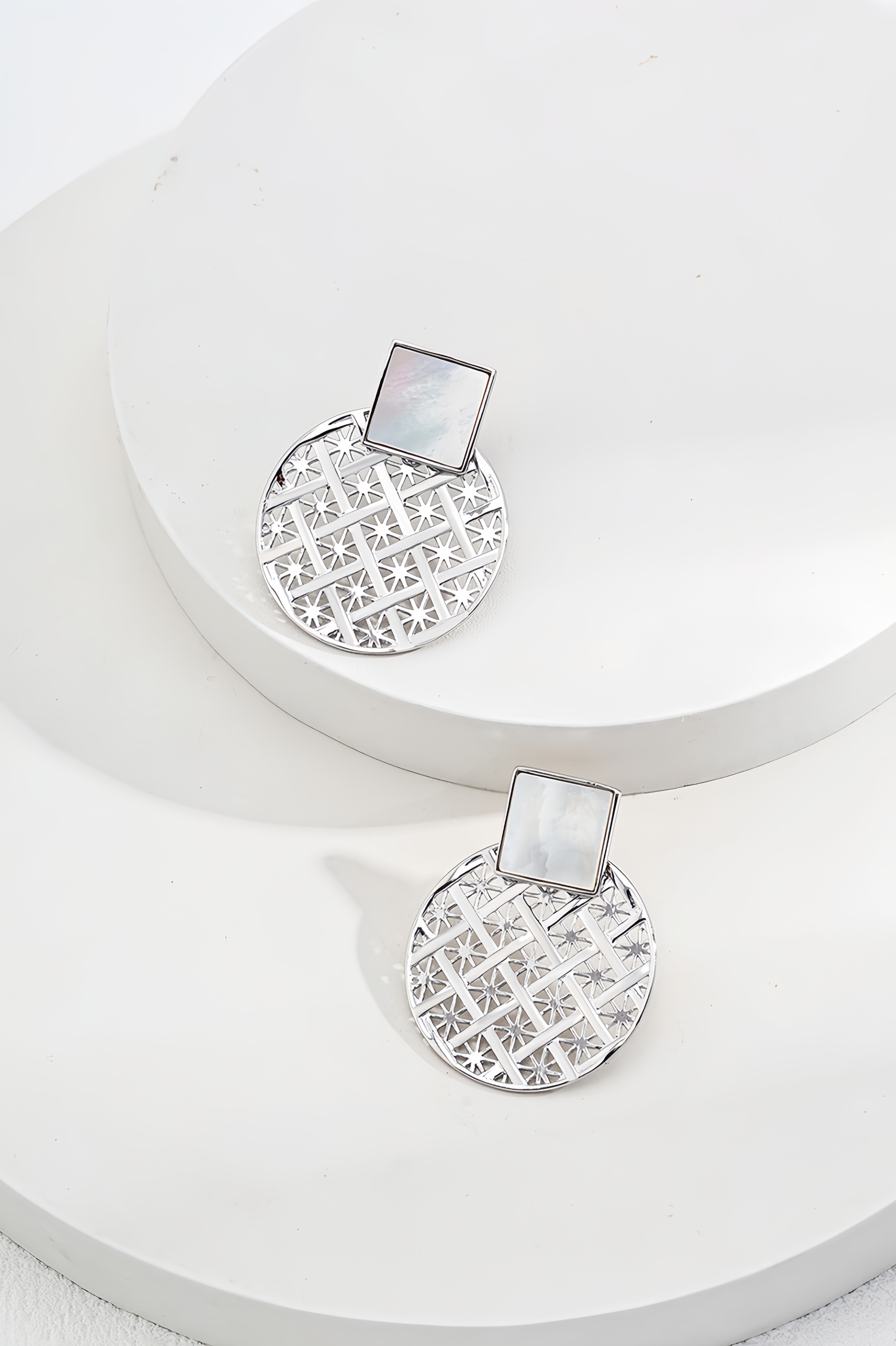 18K S925 Sterling Silver Fashion Simple Peplum Earrings