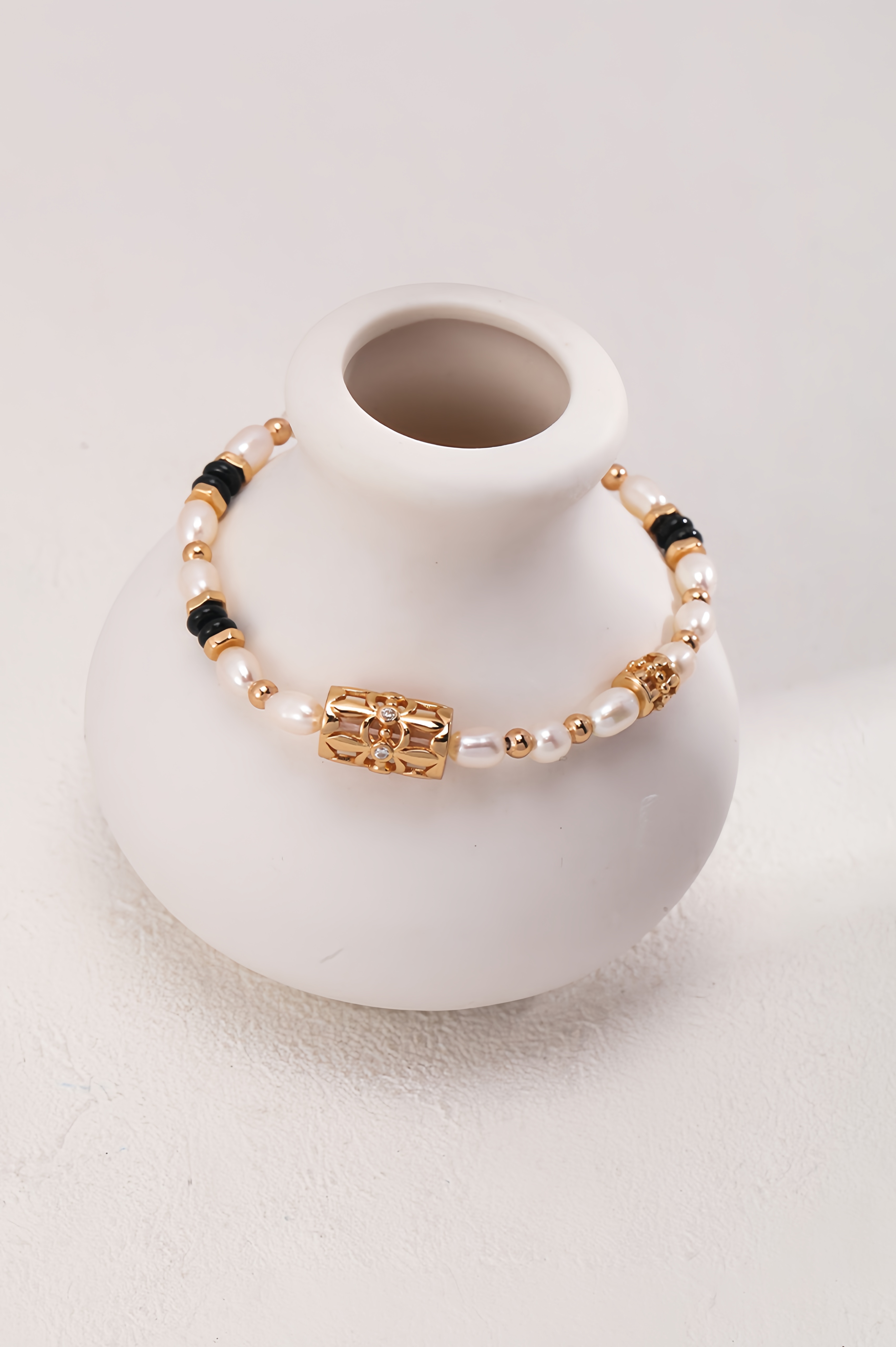 18K S95 Sterling Silver Fashion Elegant Unique Premium Pearl Bracelet